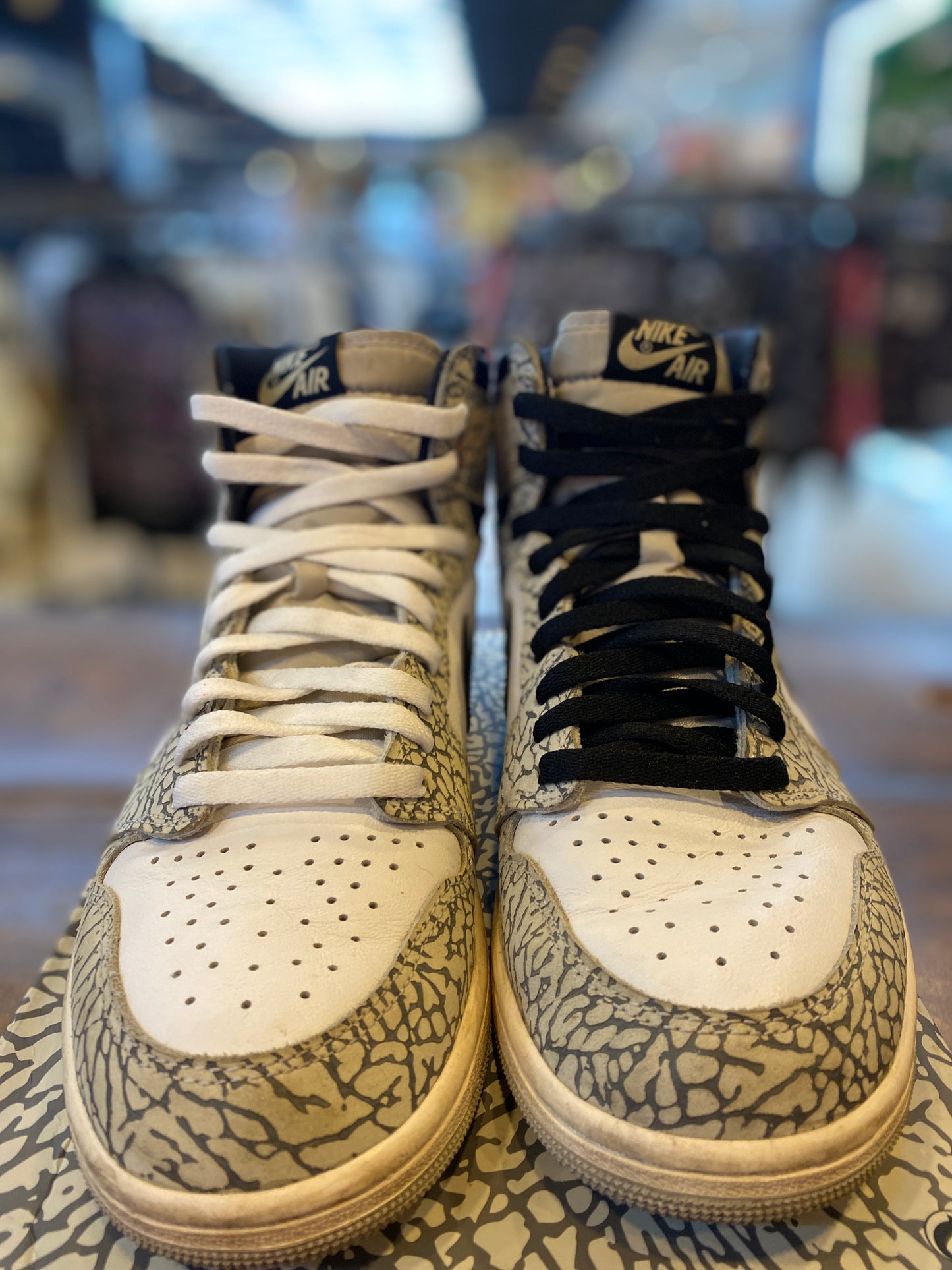 Jordan 1 Retro High OG White Cement PRE-OWNED