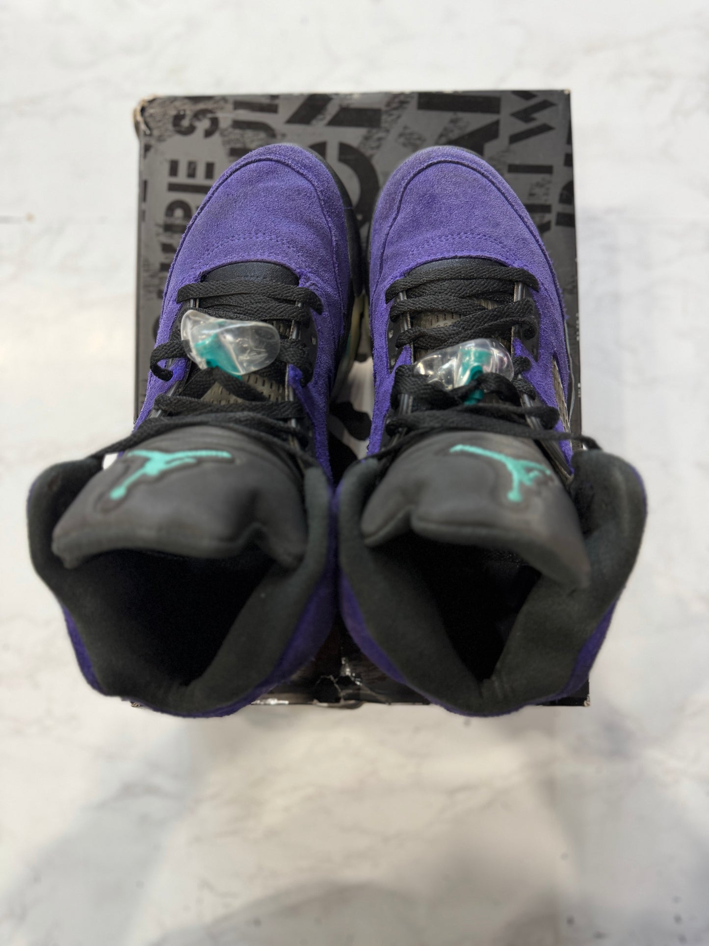 Jordan 5 Retro Alternate Grape PRE-OWNED