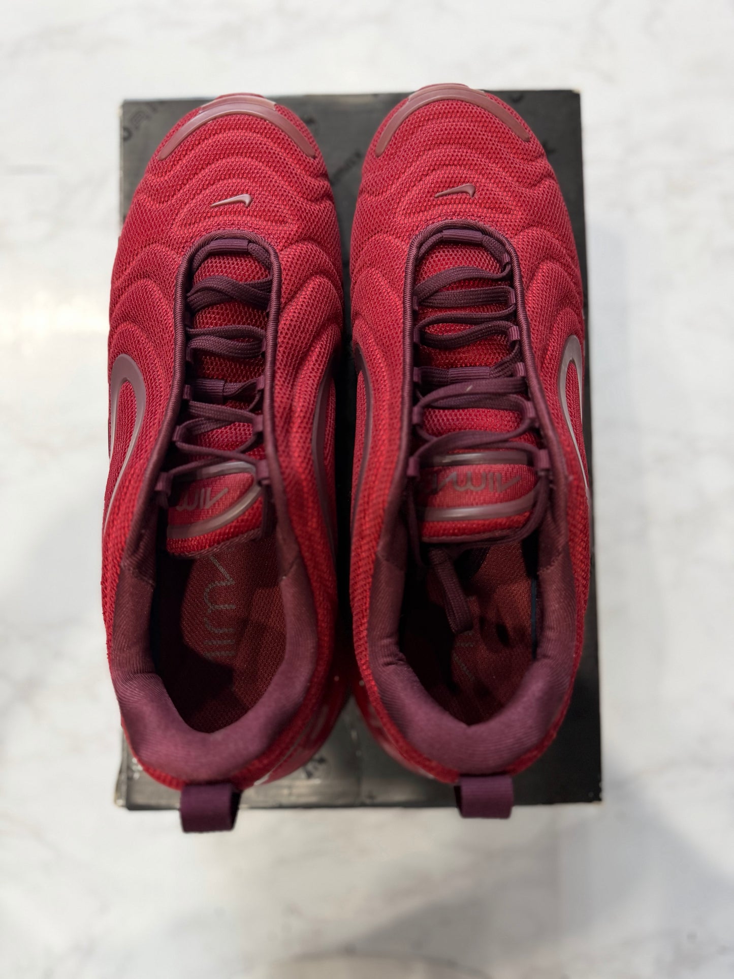 Nike Air Max 720 Team Red PRE-OWNED