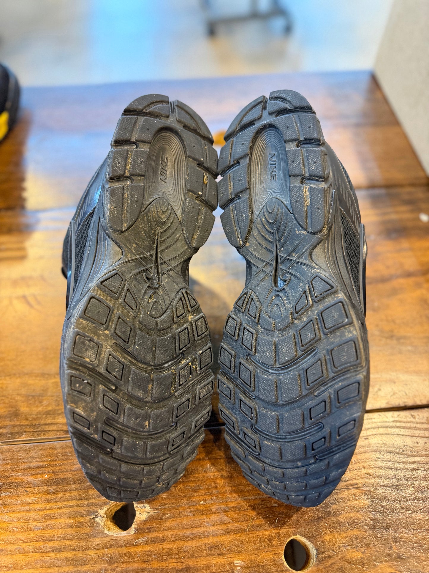 Nike V5 RNR Black Anthracite PRE-OWNED