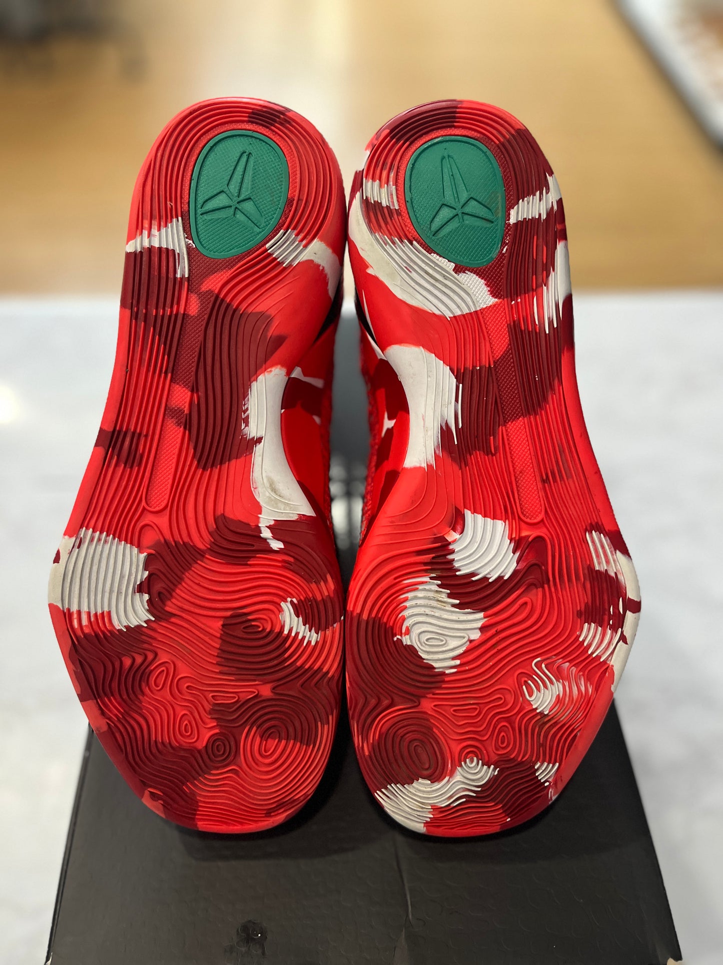 Nike Kobe 9 Elite Protro Christmas (2024) PRE-OWNED