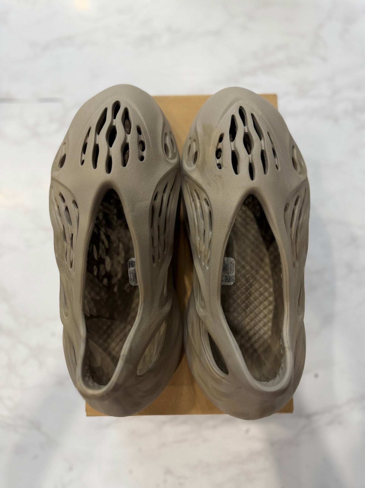 adidas Yeezy Foam RNNR Stone Sage PRE-OWNED