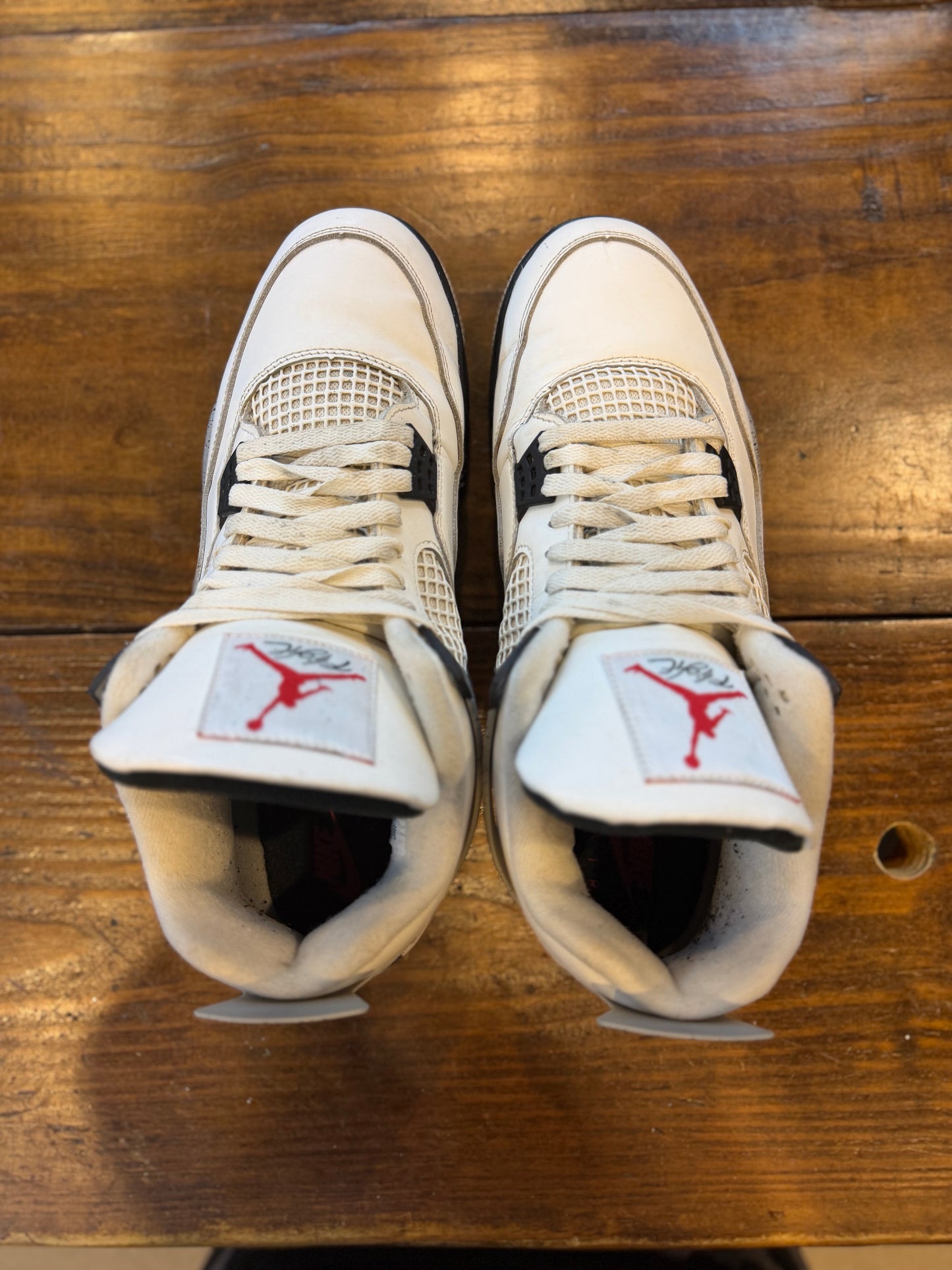 Jordan 4 Retro White Cement (2025) PRE-OWNED