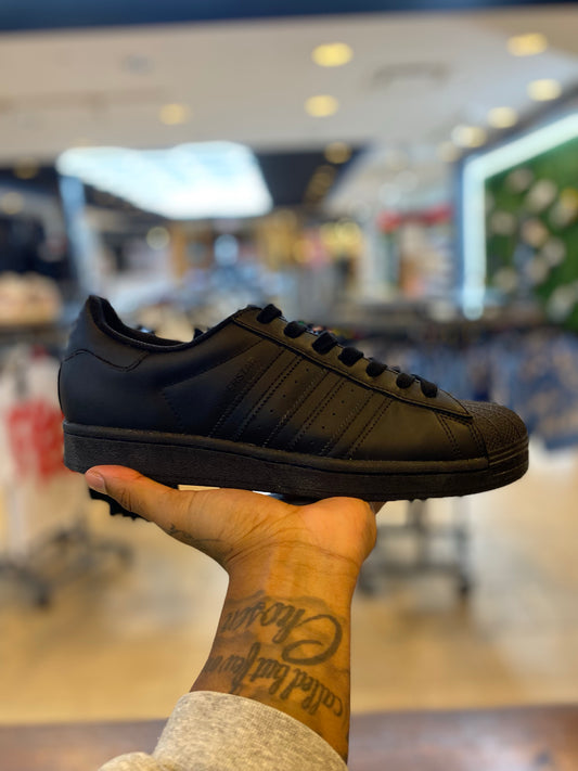 adidas Superstar All Black PRE-OWNED