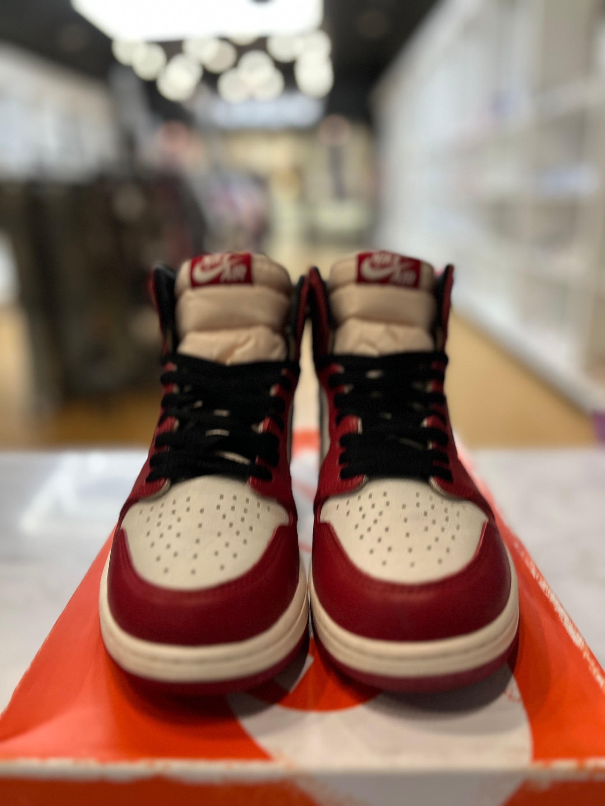 Jordan 1 Retro High OG Chicago Lost and Found (GS) PRE-OWNED