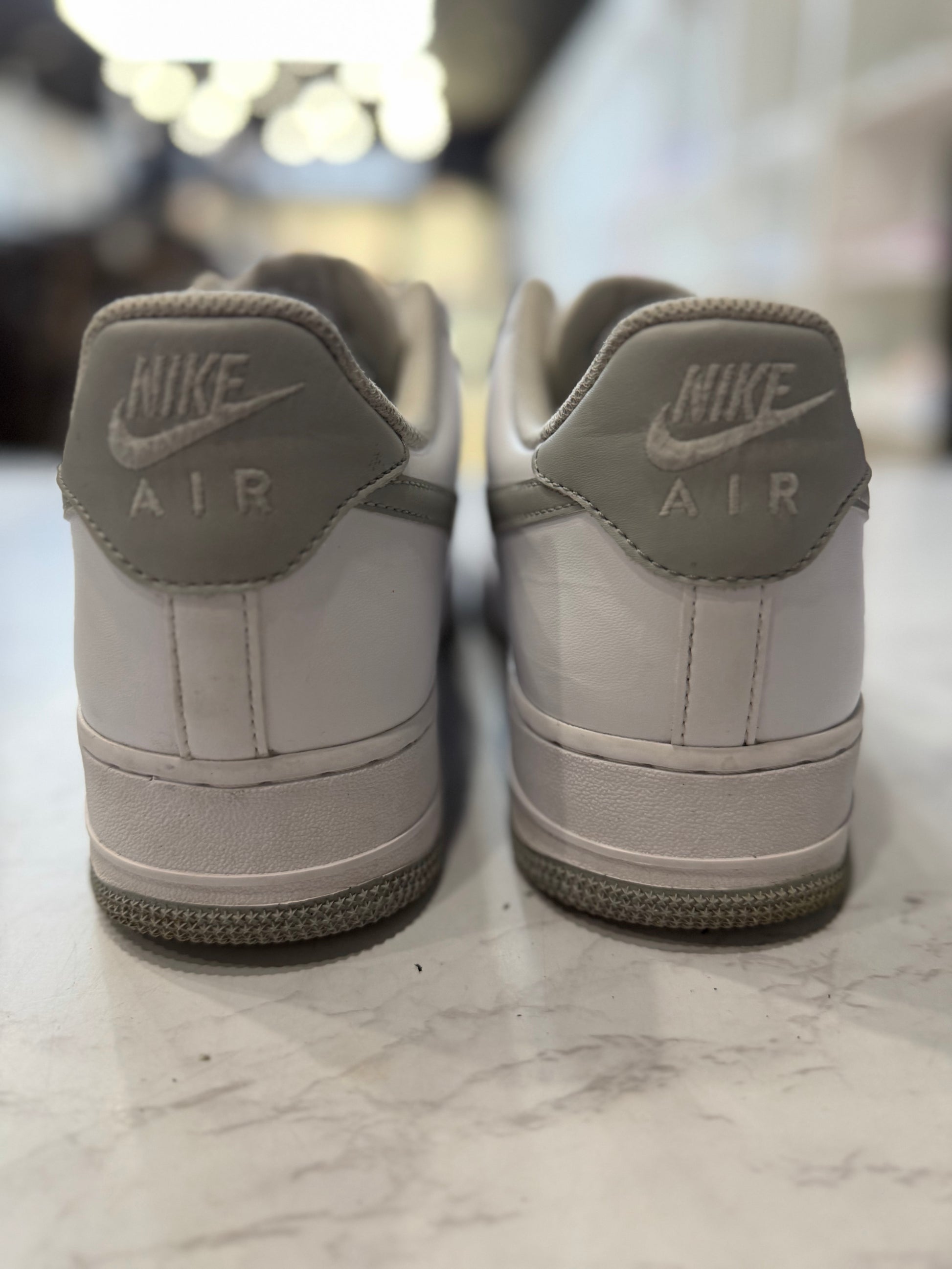 Nike Air Force 1 Low '07 White Light Smoke Grey PRE-OWNED