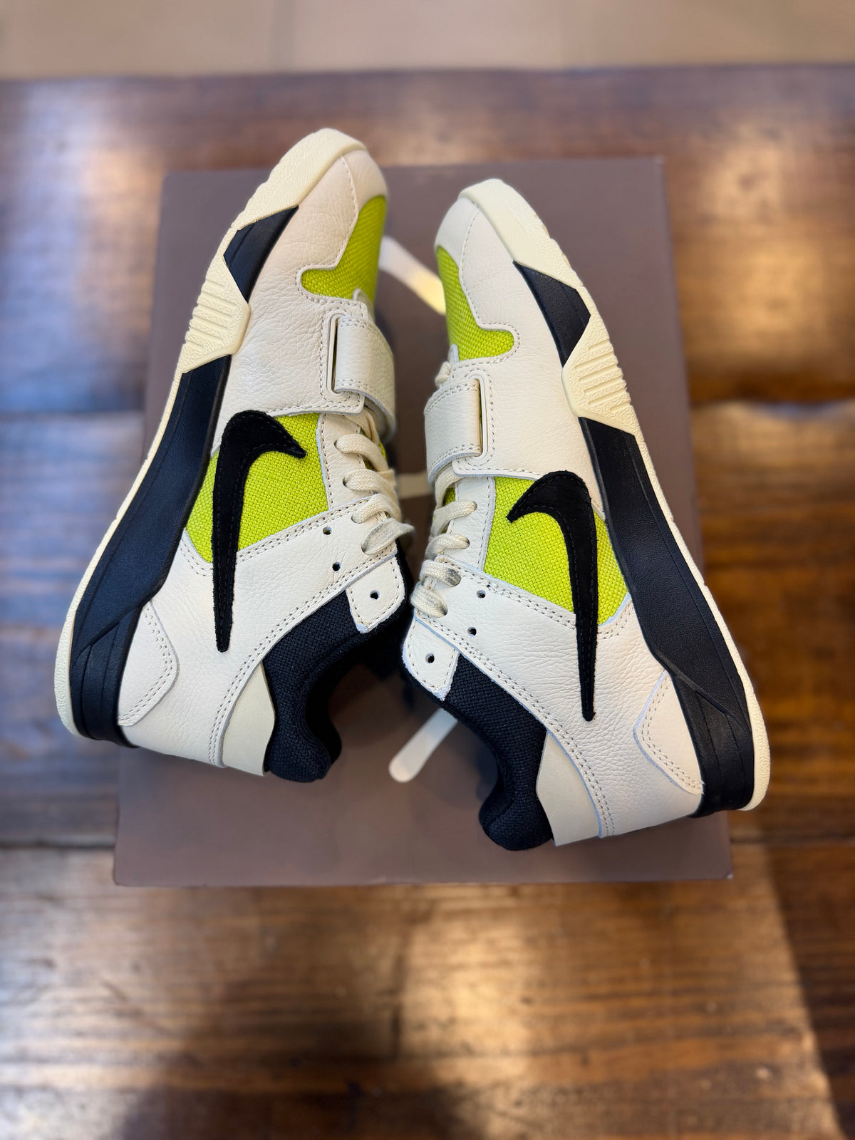 Jordan Jumpman Jack TR Travis Scott Bright Cactus PRE-OWNED
