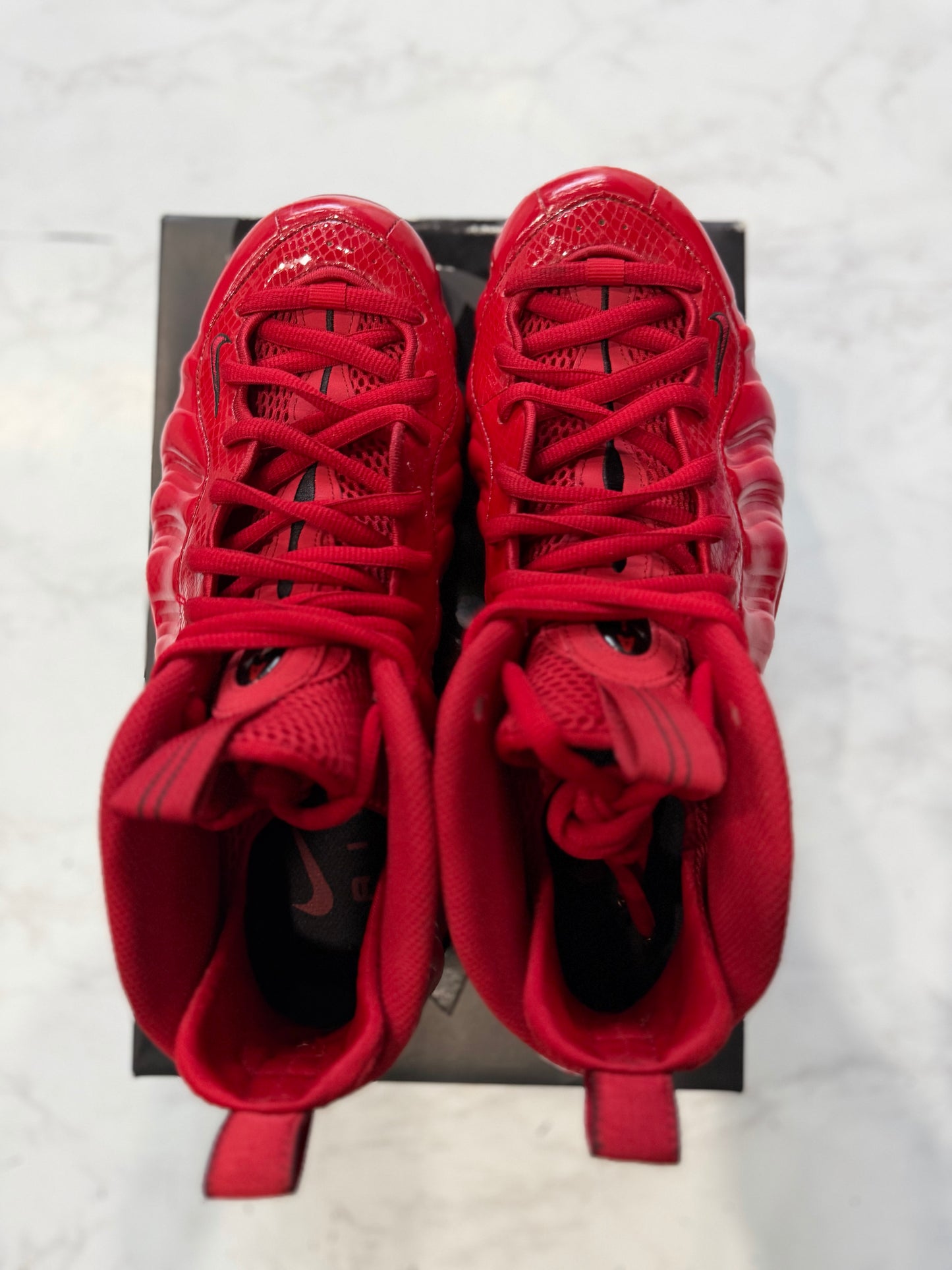 Nike Air Foamposite Pro Red October (2026) PRE-OWNED