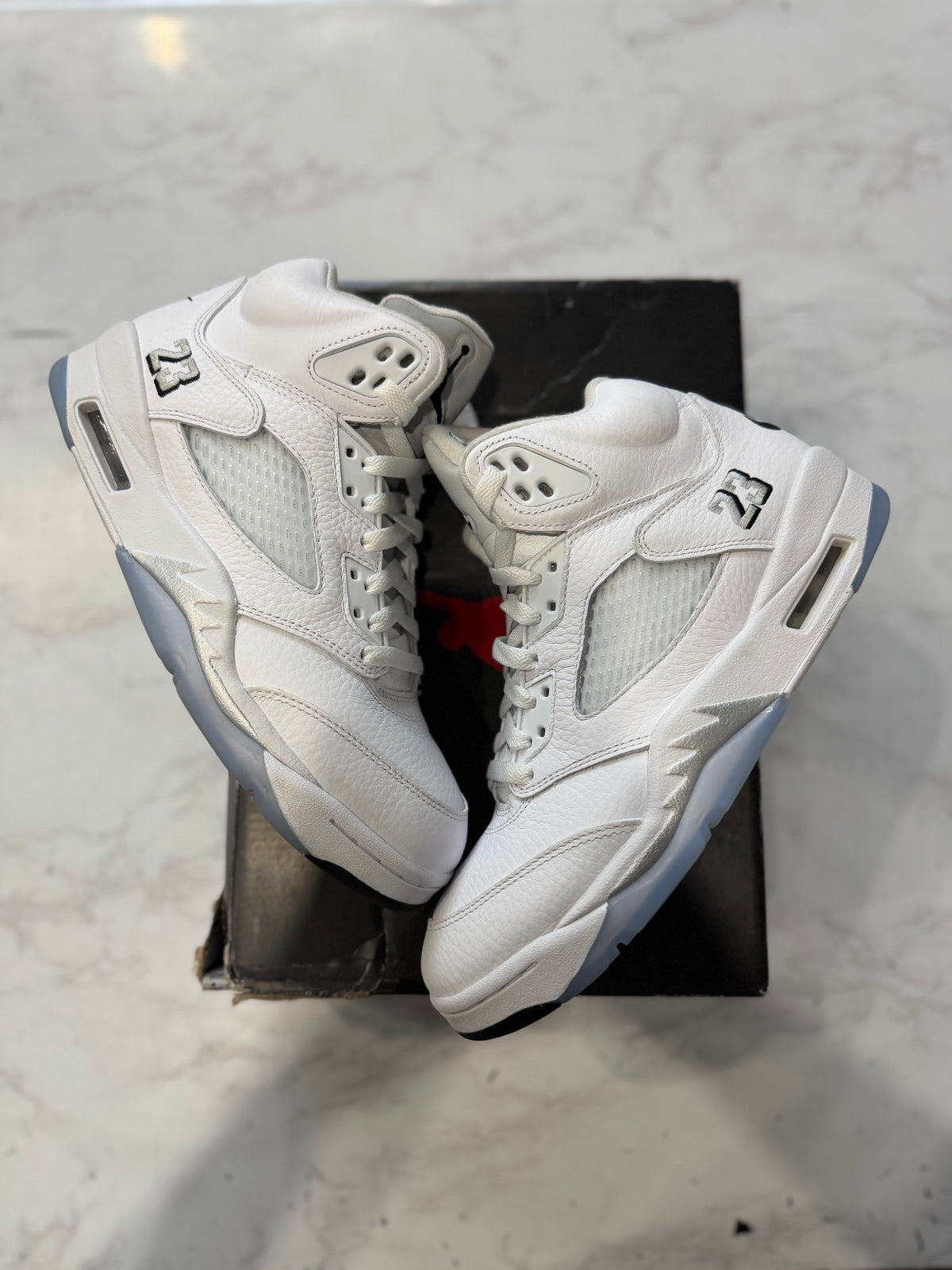Jordan 5 Retro White Metallic (2026) PRE-OWNED