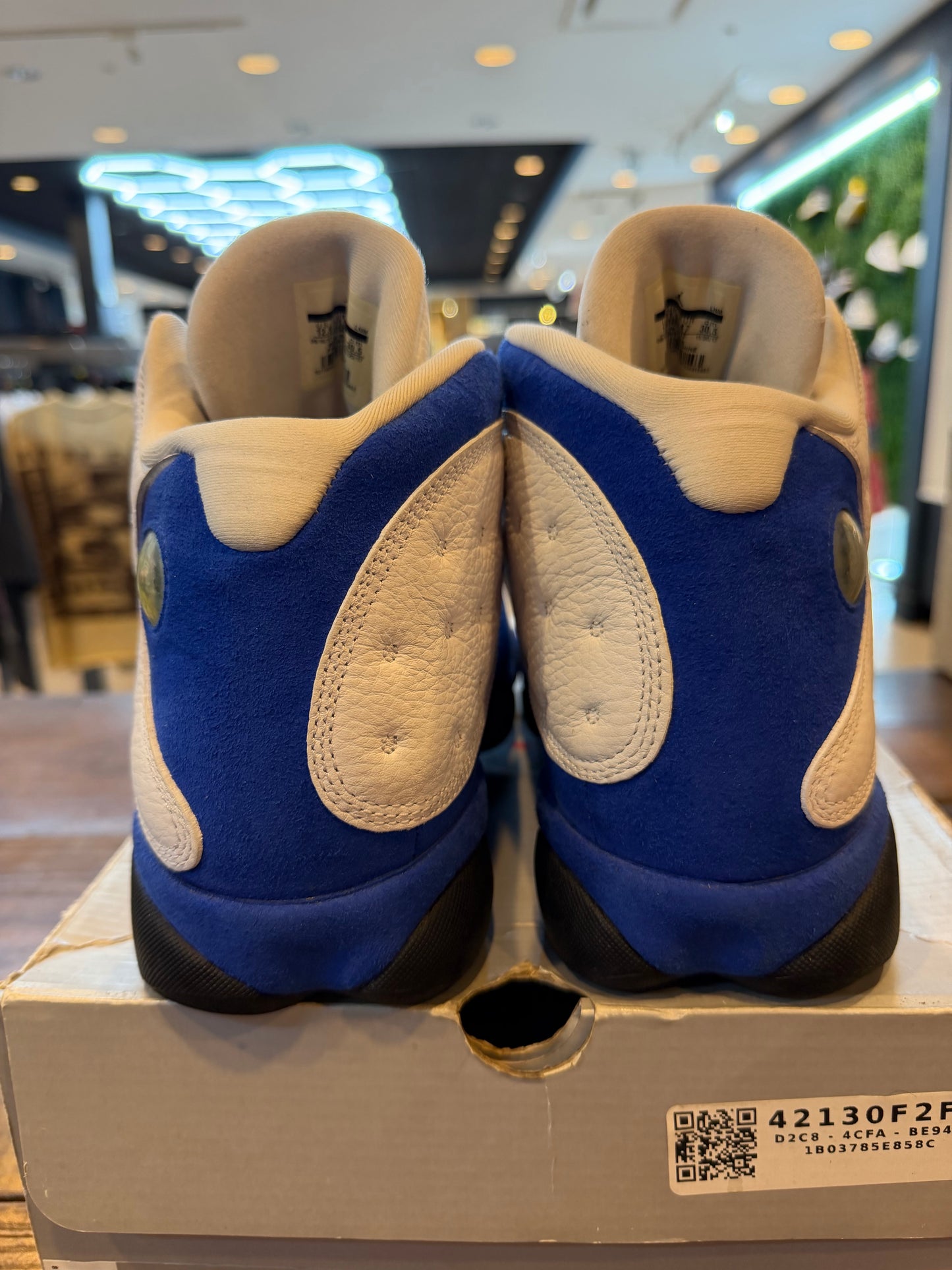 Jordan 13 Retro White Hyper Royal Black PRE-OWNED