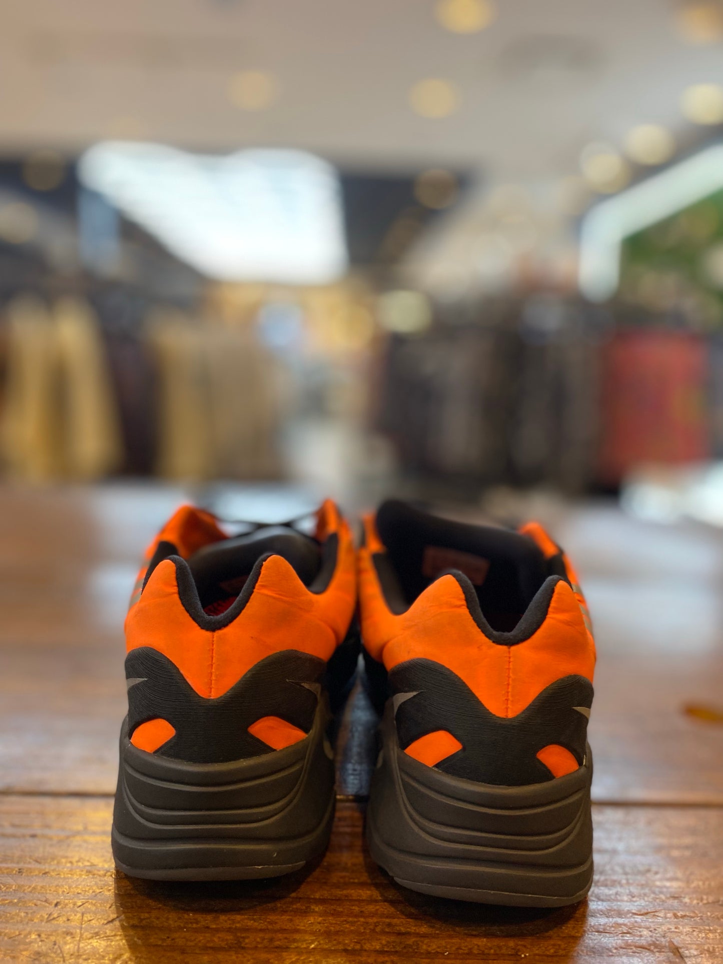 adidas Yeezy Boost 700 MNVN Orange (Kids) PRE-OWNED