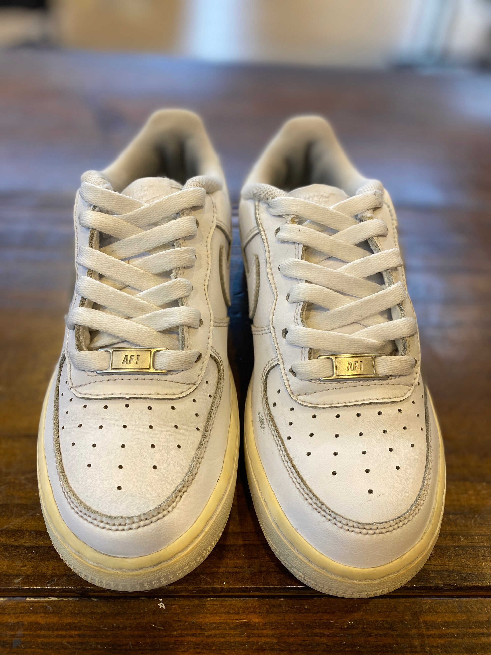 Nike Air Force 1 Low LE Triple White (GS) PRE-OWNED