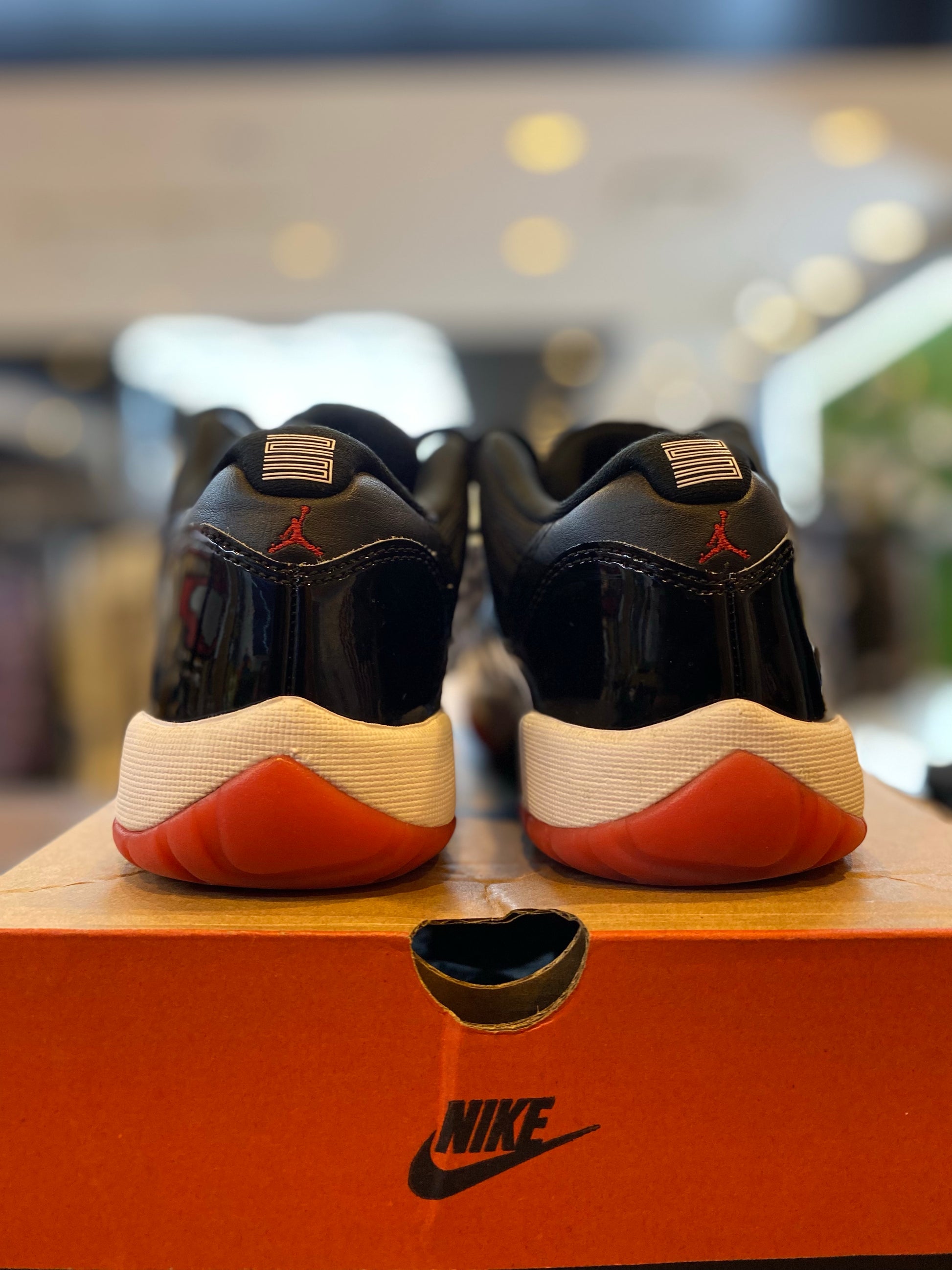 Jordan 11 Retro Low Bred (GS) (2025) PRE-OWNED