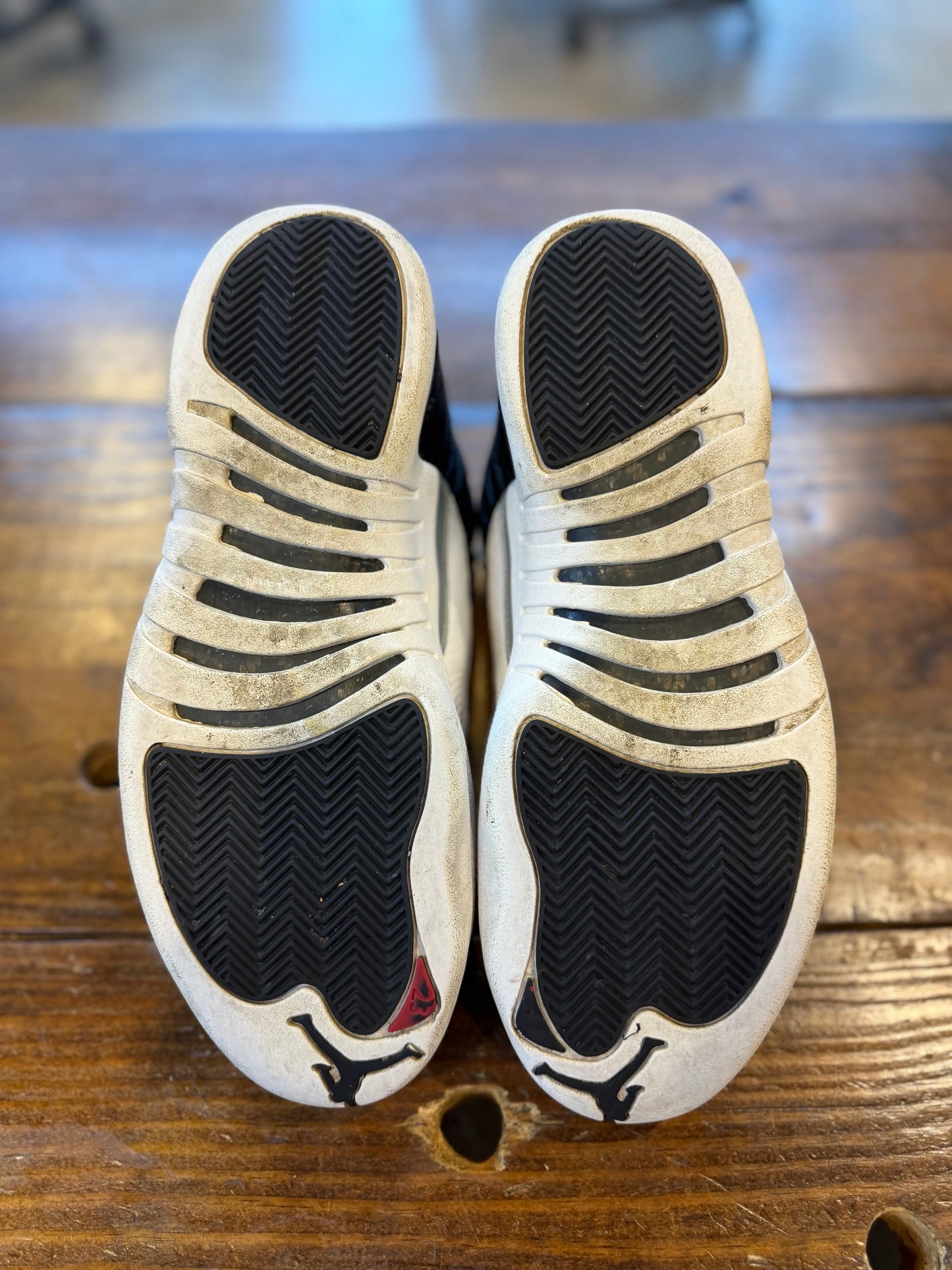 Jordan 12 Retro Playoffs (2022) PRE-OWNED