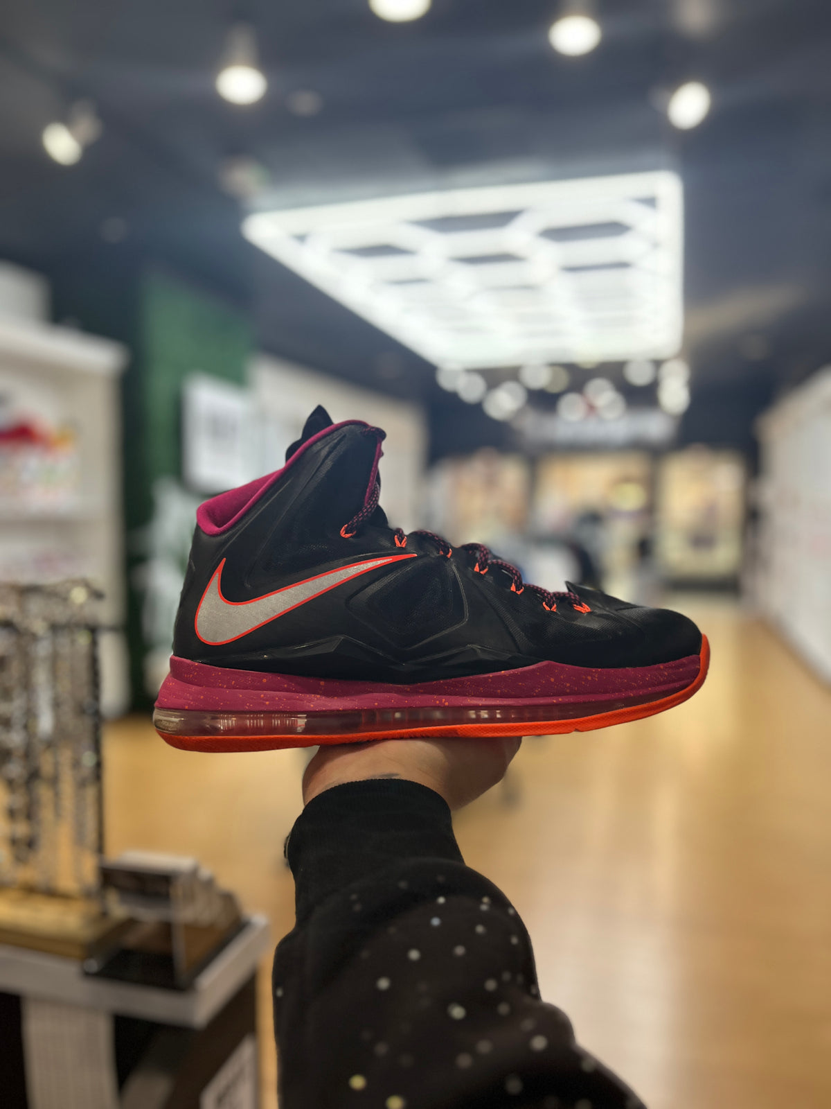 Nike LeBron X Floridian PRE-OWNED
