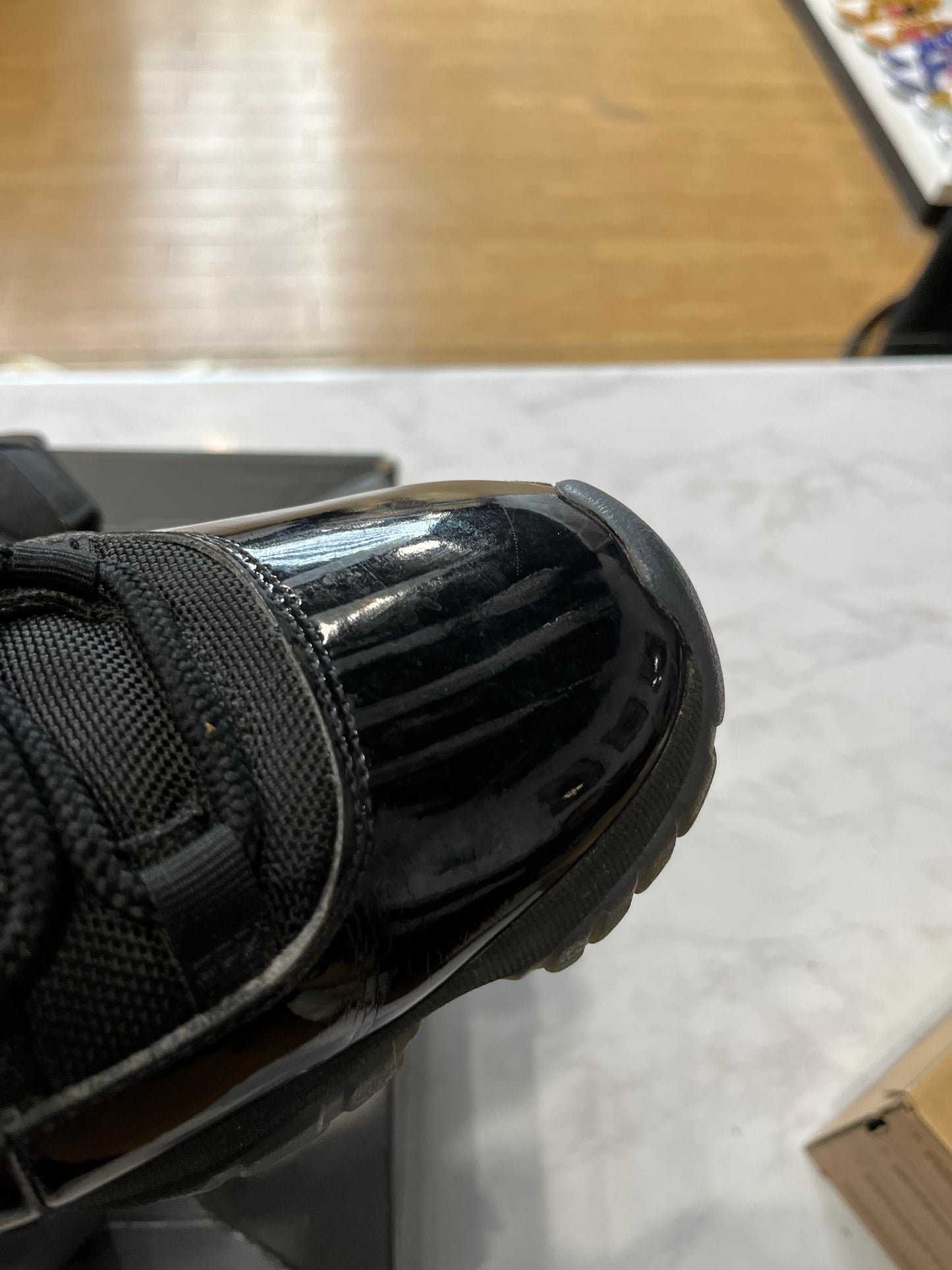 Jordan 11 Retro Gamma Blue (2025) PRE-OWNED
