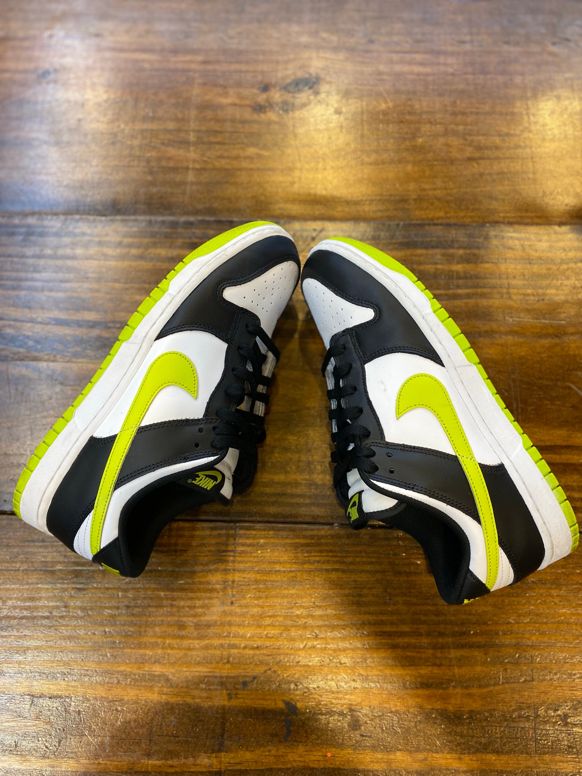Nike Dunk Low Black Bright Cactus PRE-OWNED