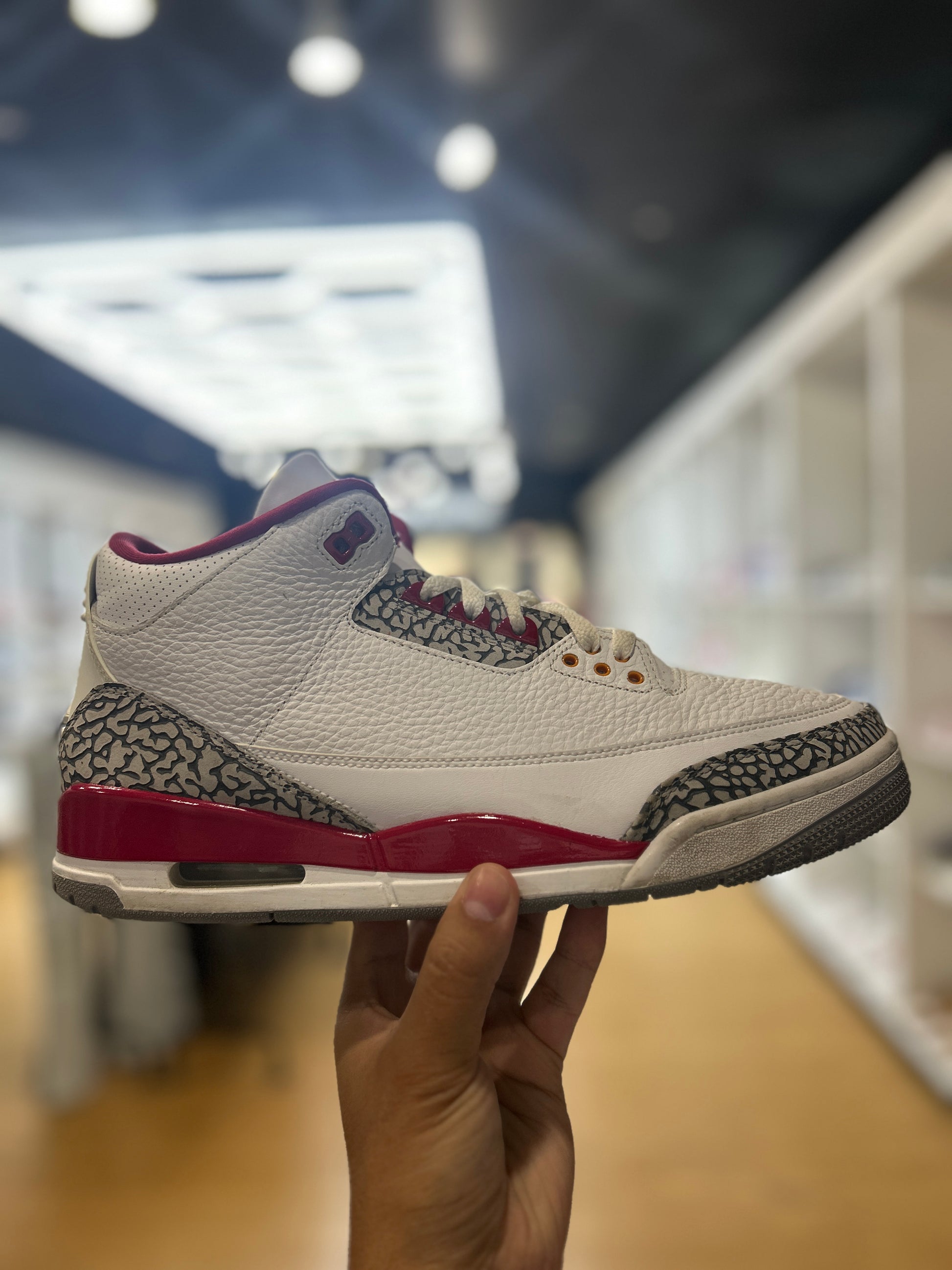 Jordan 3 Retro Cardinal Red PRE-OWNED