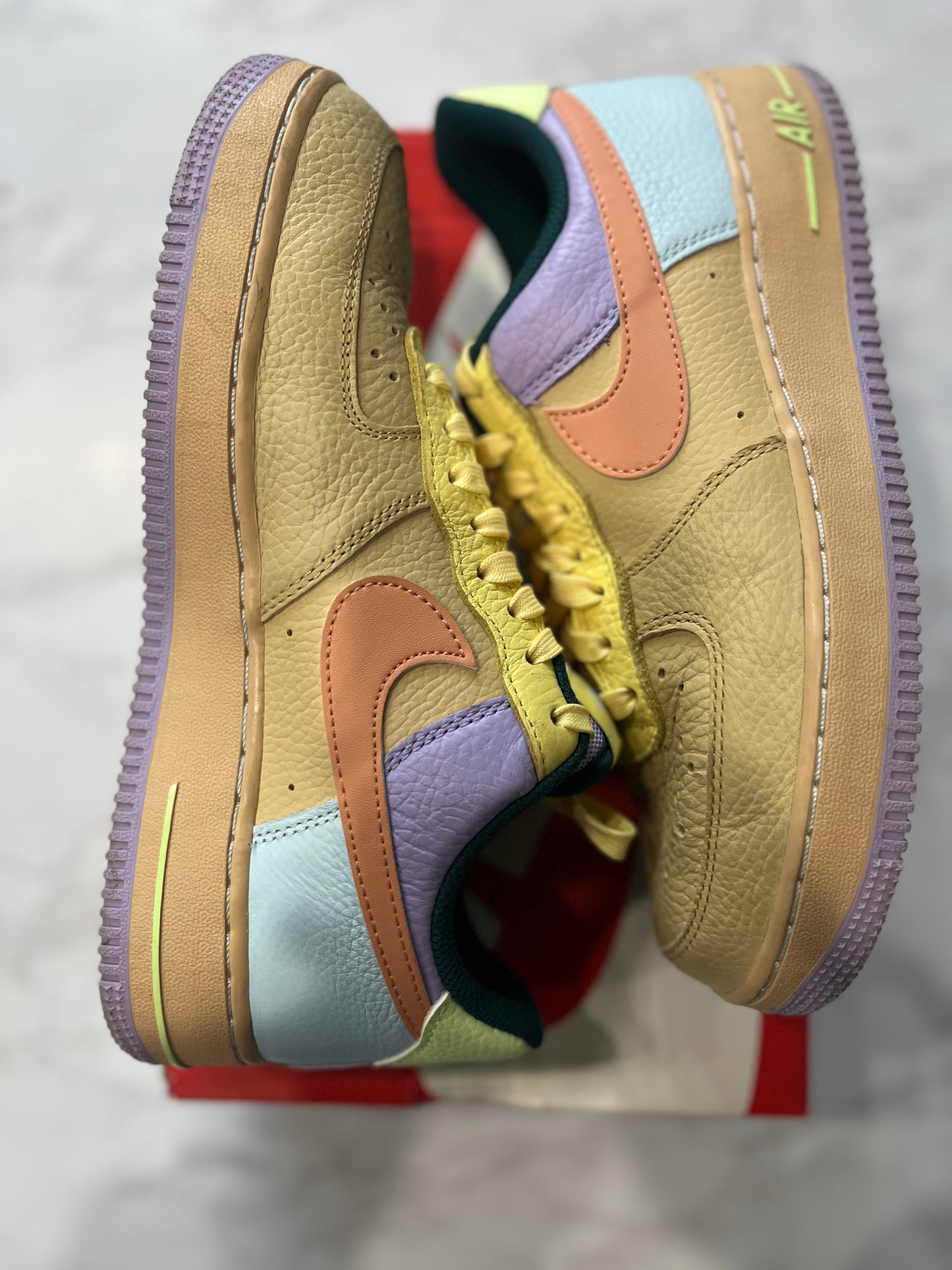 Nike Air Force 1 Low '07 Sesame Hydrangeas Soft Yellow Apricot Agate PRE-OWNED