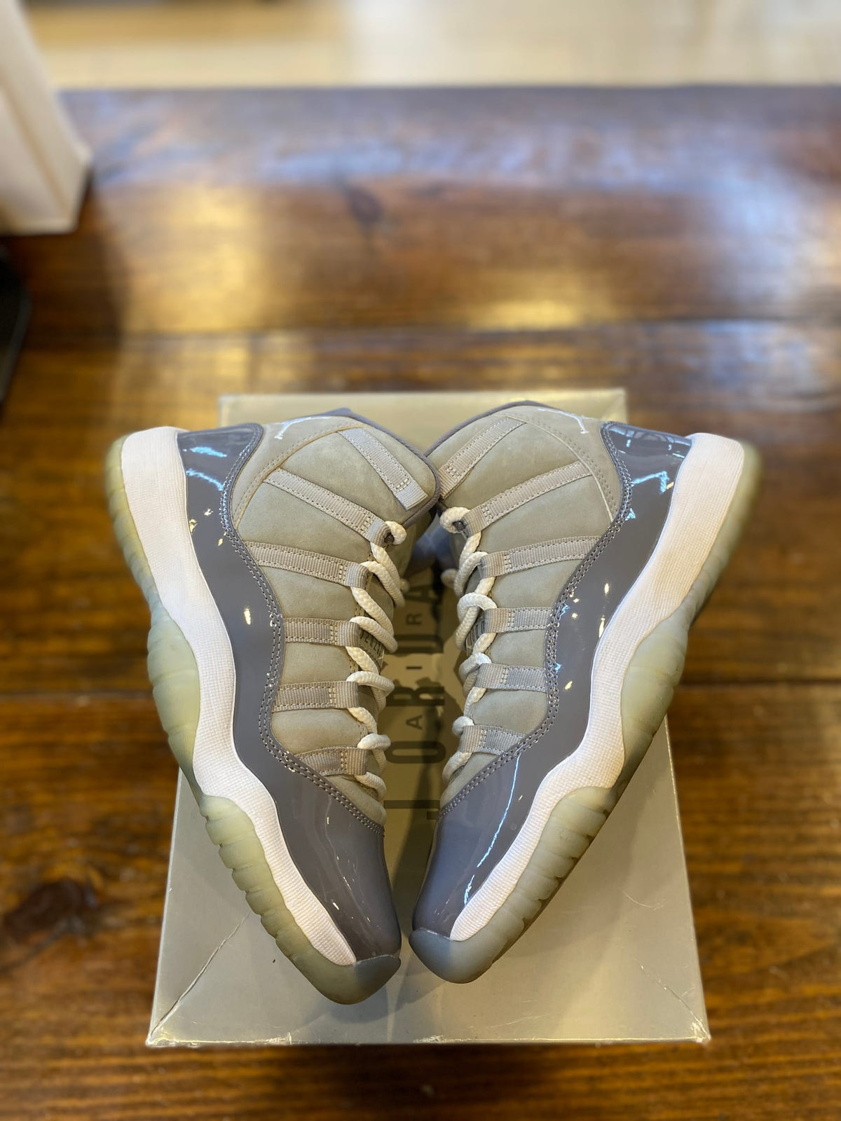 Jordan 11 Retro Cool Grey (2021) (GS) PRE-OWNED