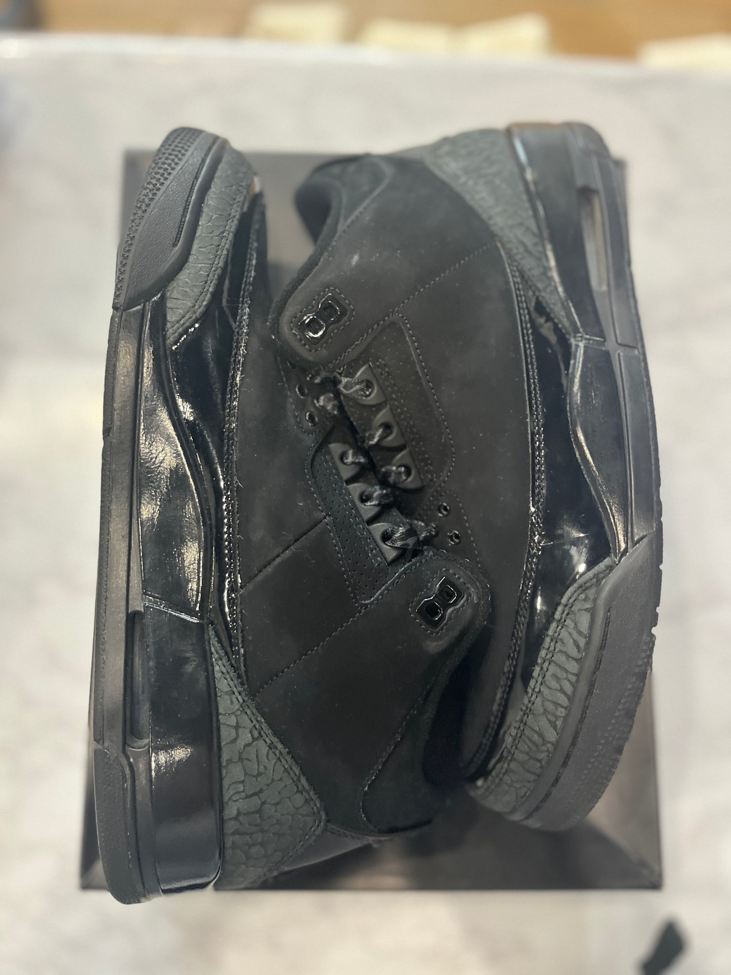 Jordan 3 Retro Black Cat (2025) PRE-OWNED