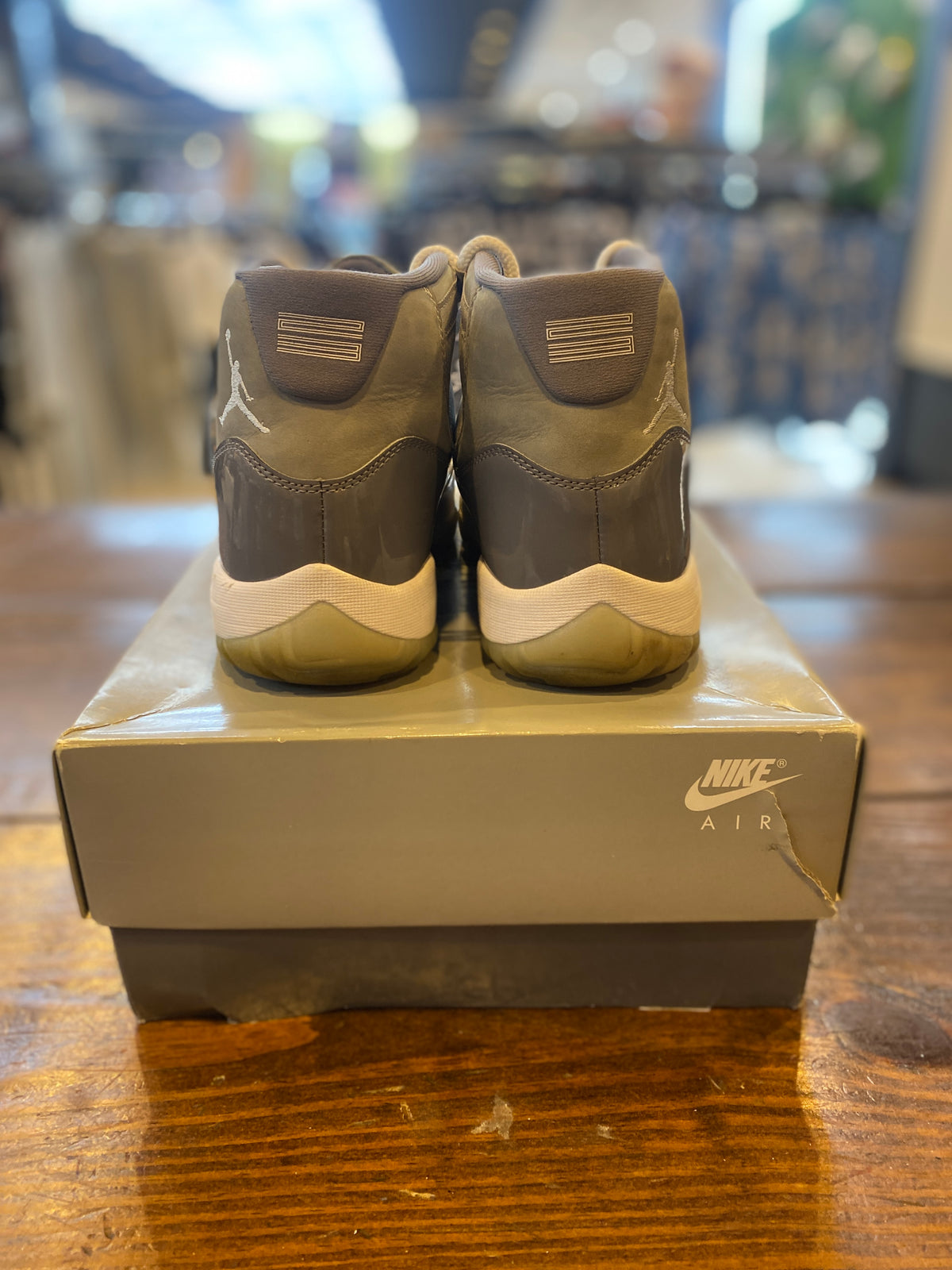 Jordan 11 Retro Cool Grey (2021) PRE-OWNED