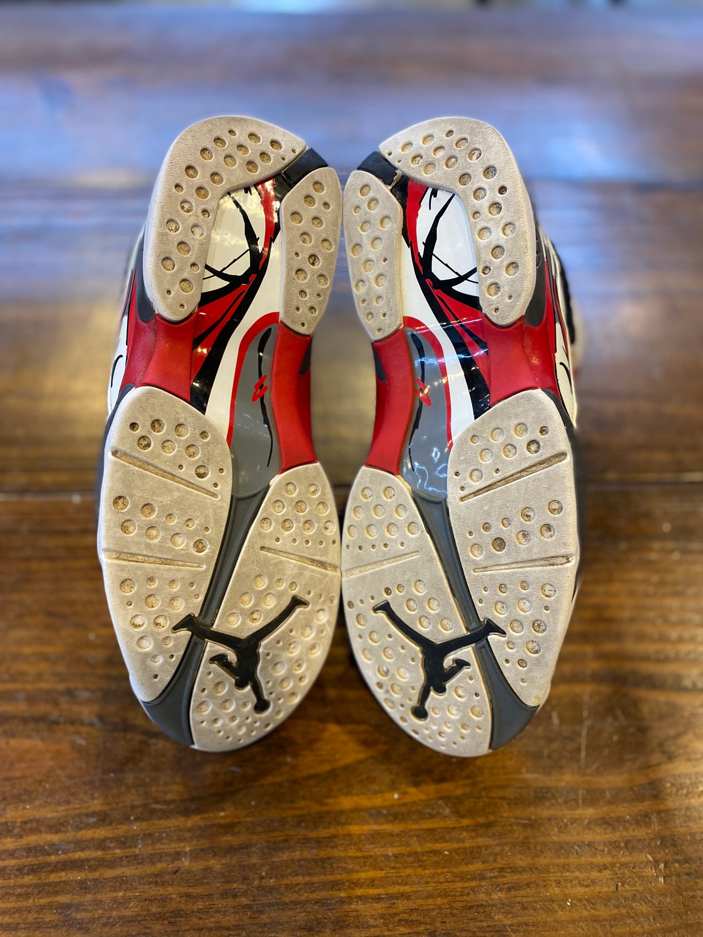 Jordan 8 Retro White True Red (2025) - PRE-OWNED