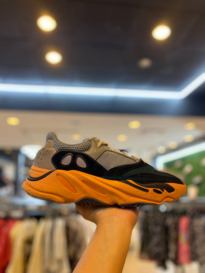 adidas Yeezy Boost 700 Wash Orange PRE-OWNED