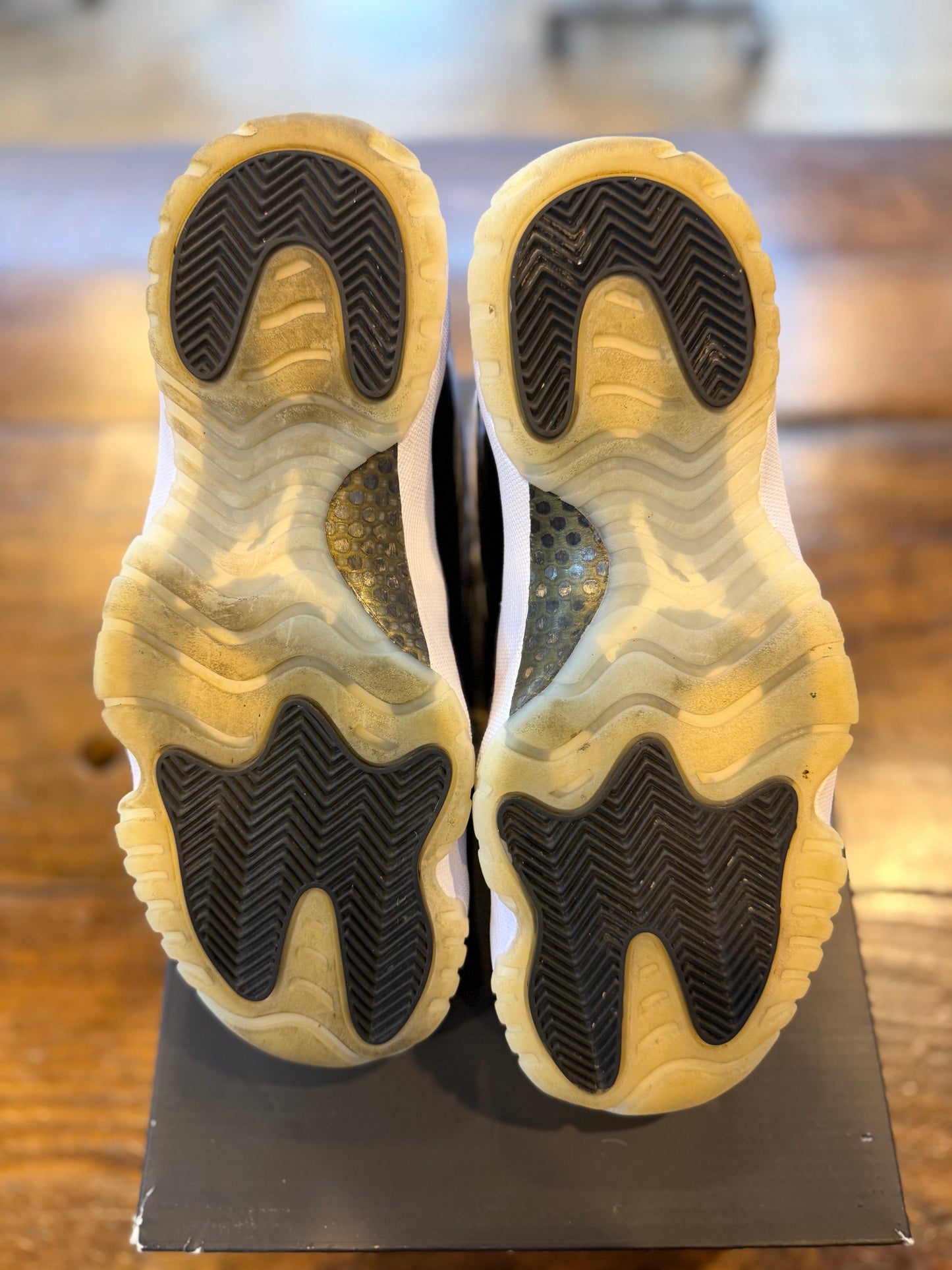 Jordan 11 Retro DMP Gratitude (2023) PRE-OWNED