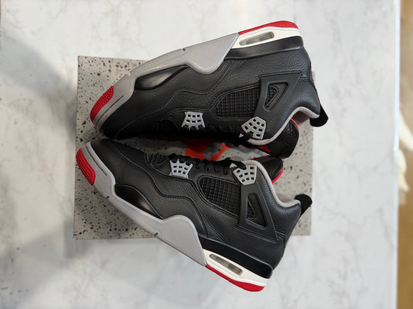 Jordan 4 Retro Bred Reimagined PRE-OWNED