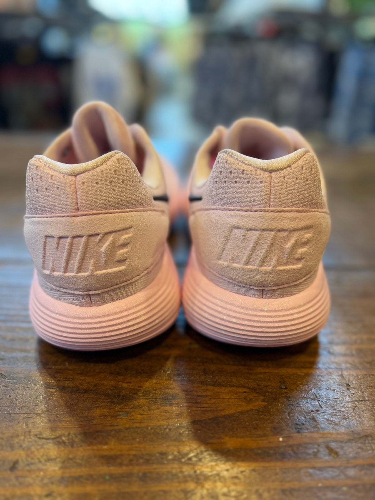Nike Hyperdunk 2017 Low Pink Foam PRE-OWNED