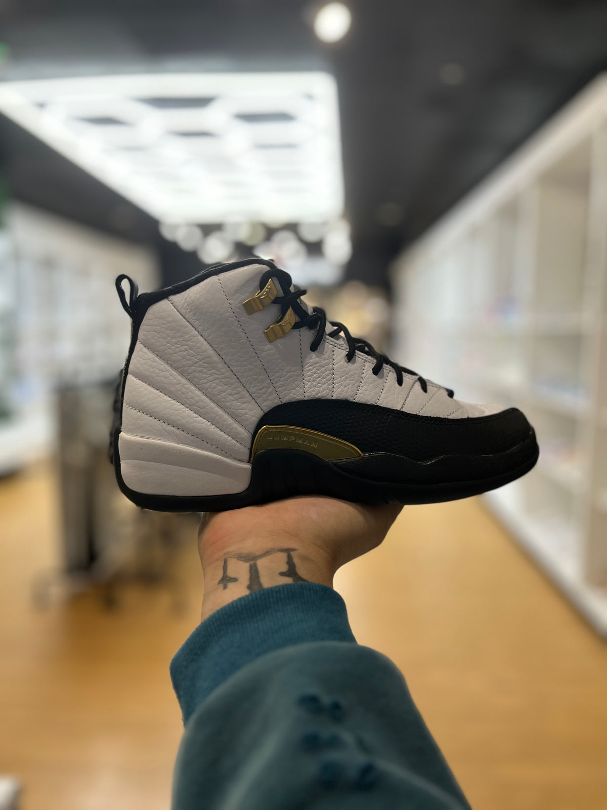 Jordan 12 Retro Royalty Taxi (GS) PRE-OWNED