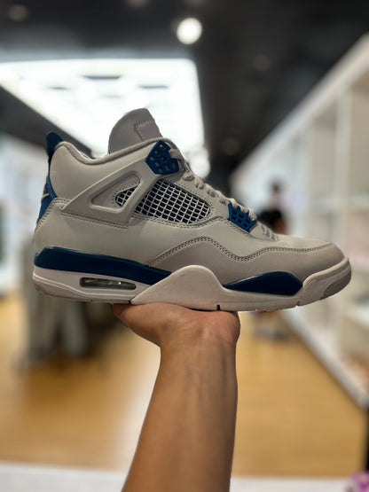 Jordan 4 Retro Military Blue (2024) PRE-OWNED