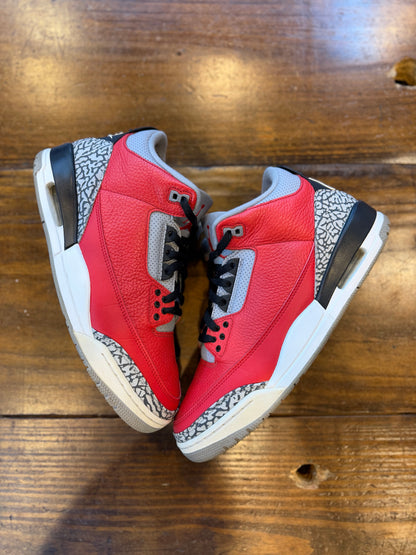 Jordan 3 Retro SE Unite PRE-OWNED