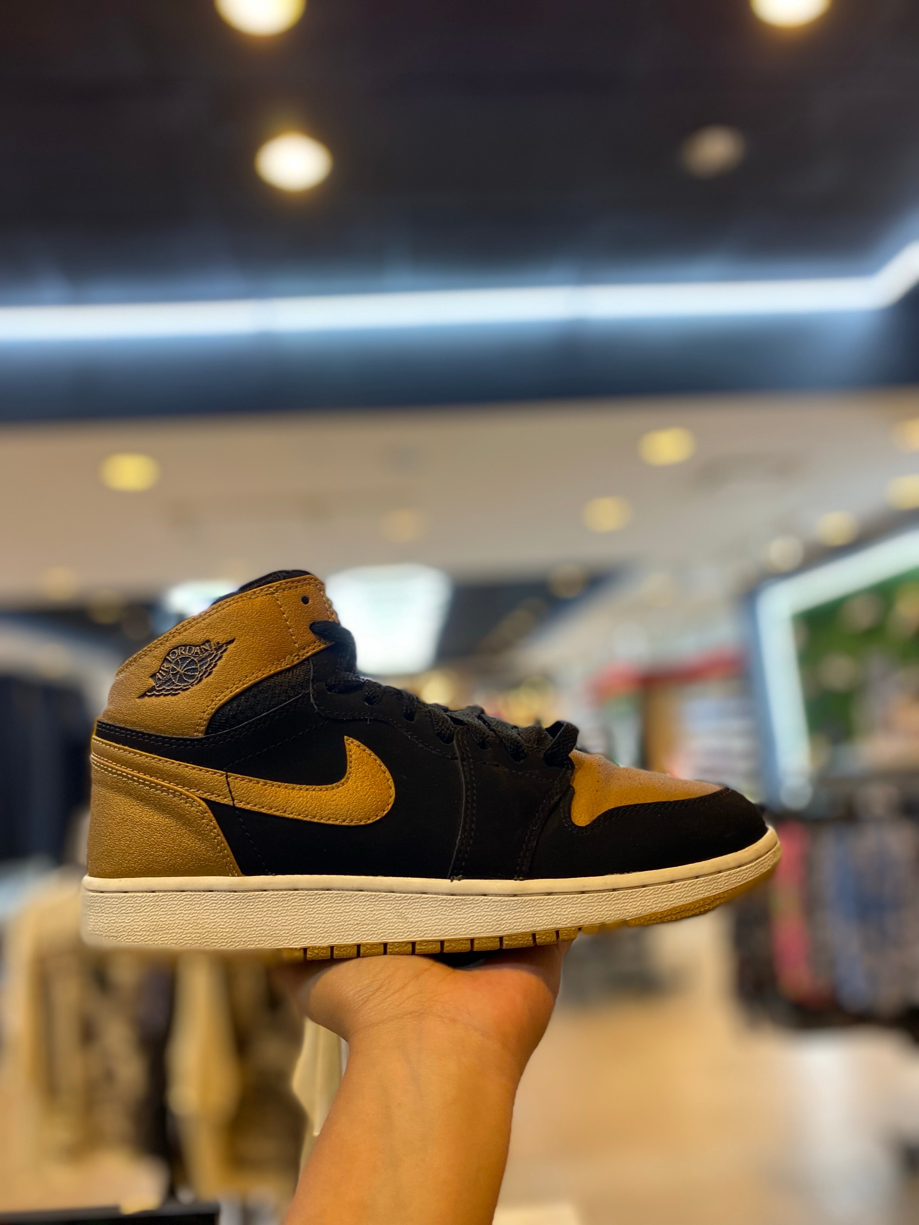 Jordan 1 Retro Melo (GS) PRE-OWNED