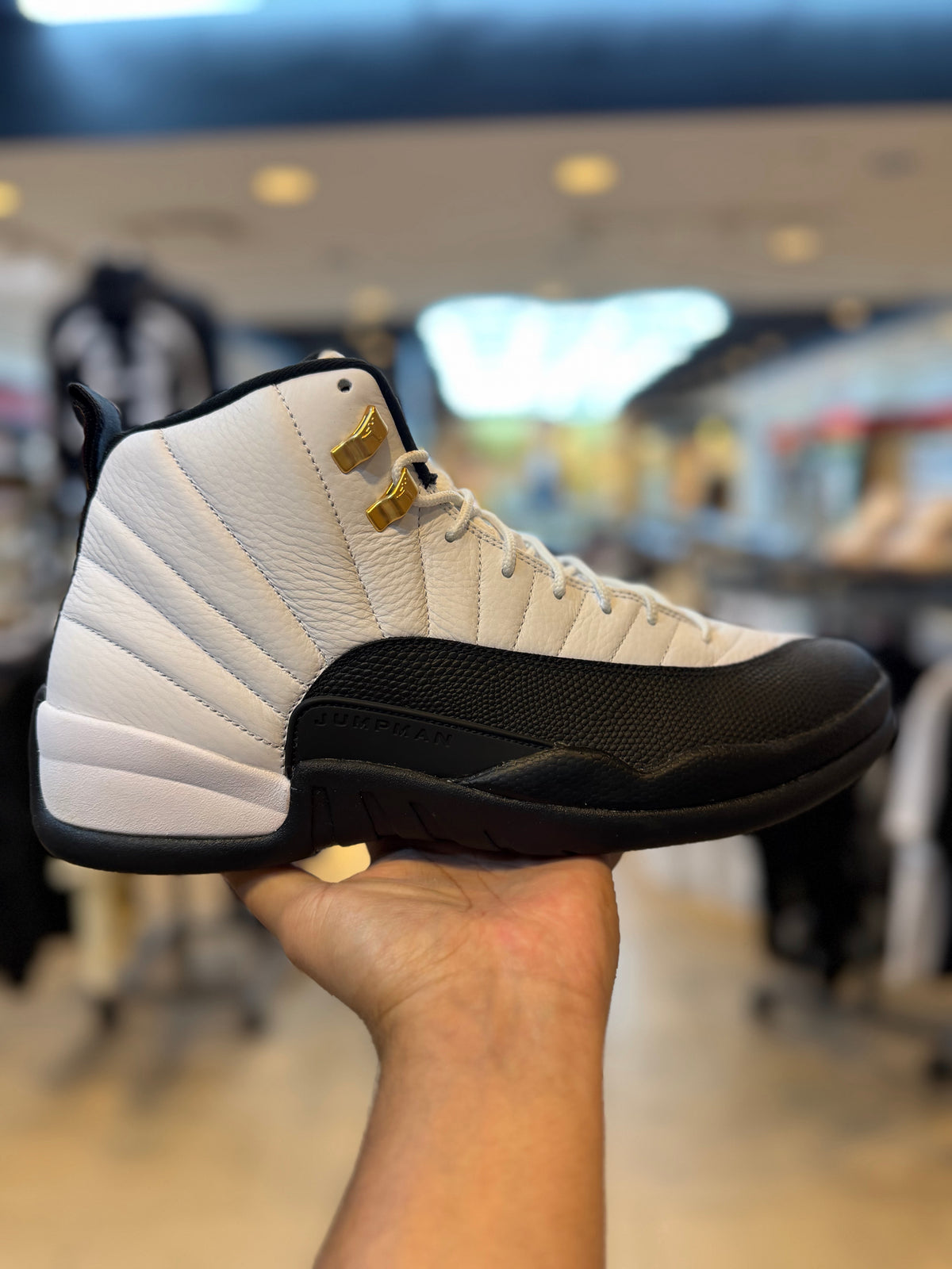 Jordan 12 Retro Taxi (2025) PRE-OWNED