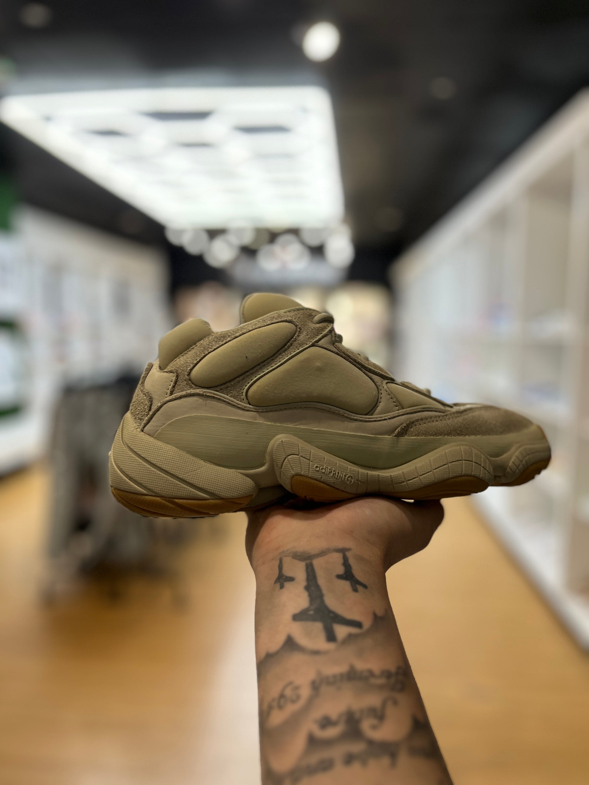 adidas Yeezy 500 Stone PRE-OWNED