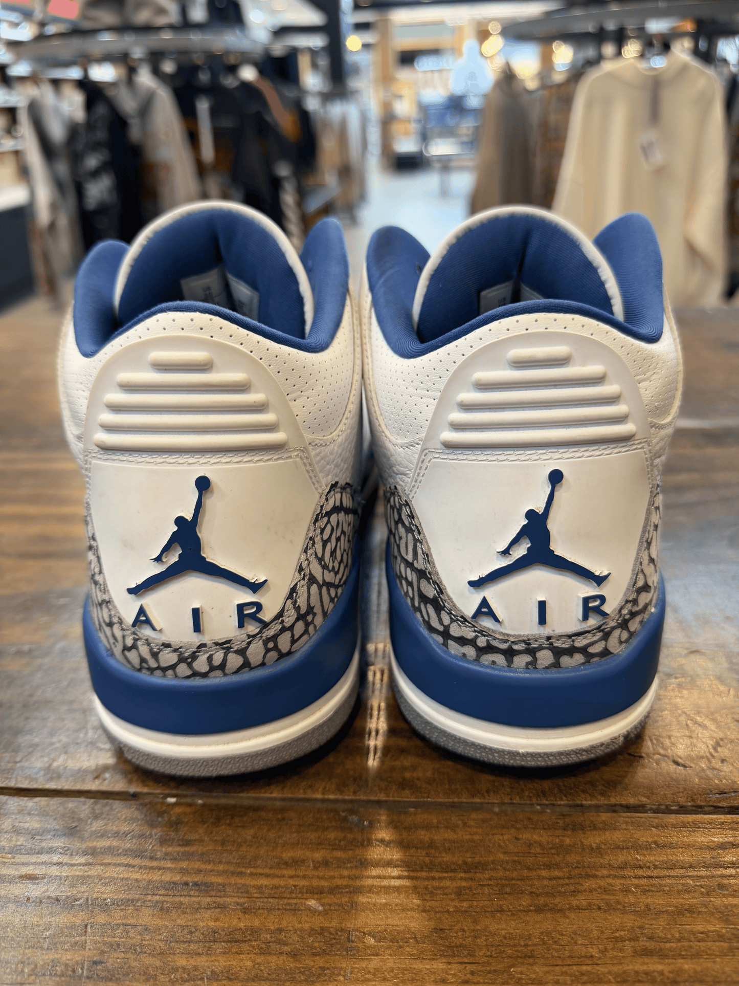 Jordan 3 Retro Wizards PRE-OWNED