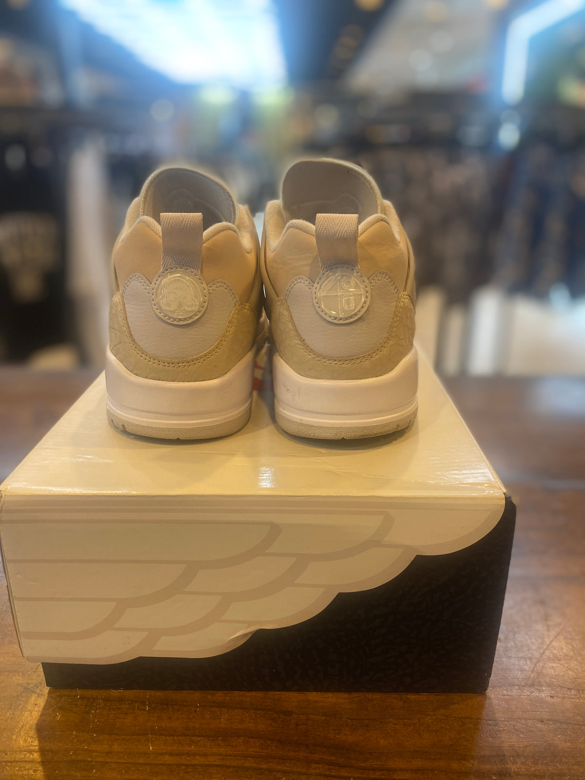 Jordan Spizike Low Sanddrift White PRE-OWNED