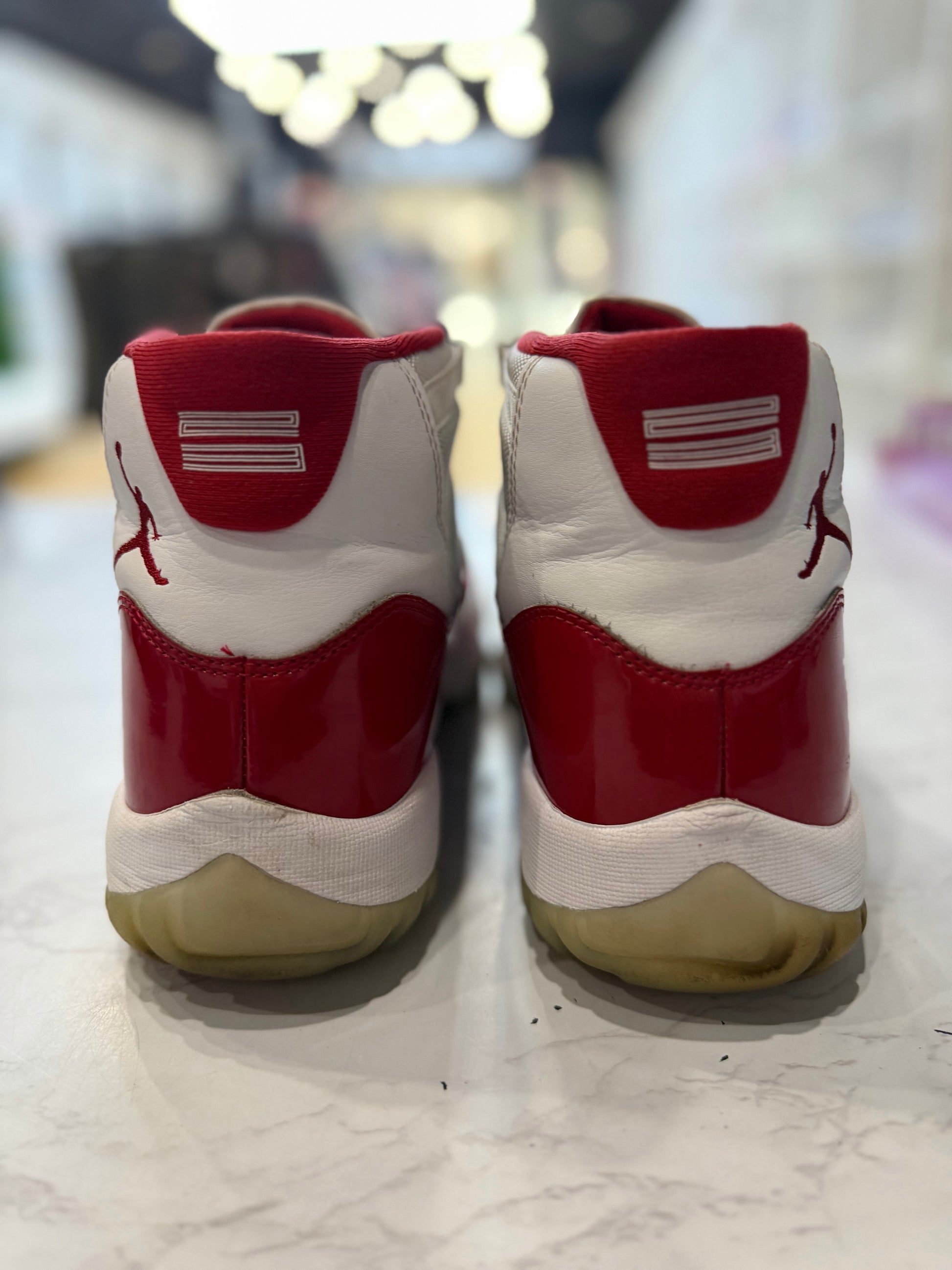 Jordan 11 Retro Cherry (2022) PRE-OWNED