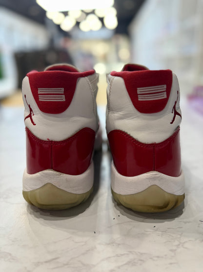 Jordan 11 Retro Cherry (2022) PRE-OWNED