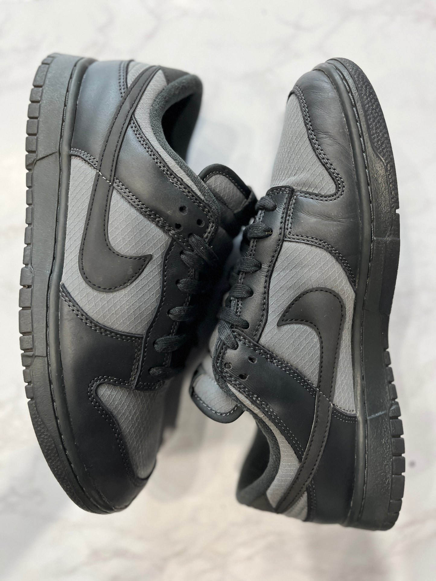 Nike Dunk Low Retro SE Off Noir Smoke Grey PRE-OWNED.