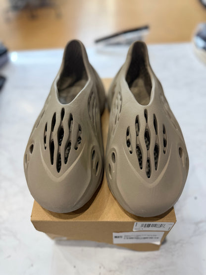 adidas Yeezy Foam RNNR Stone Sage PRE-OWNED