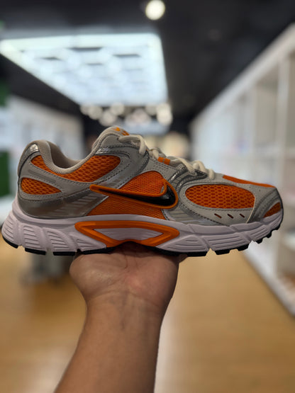 Nike V5 RNR Bright Ceramic PRE-OWNED