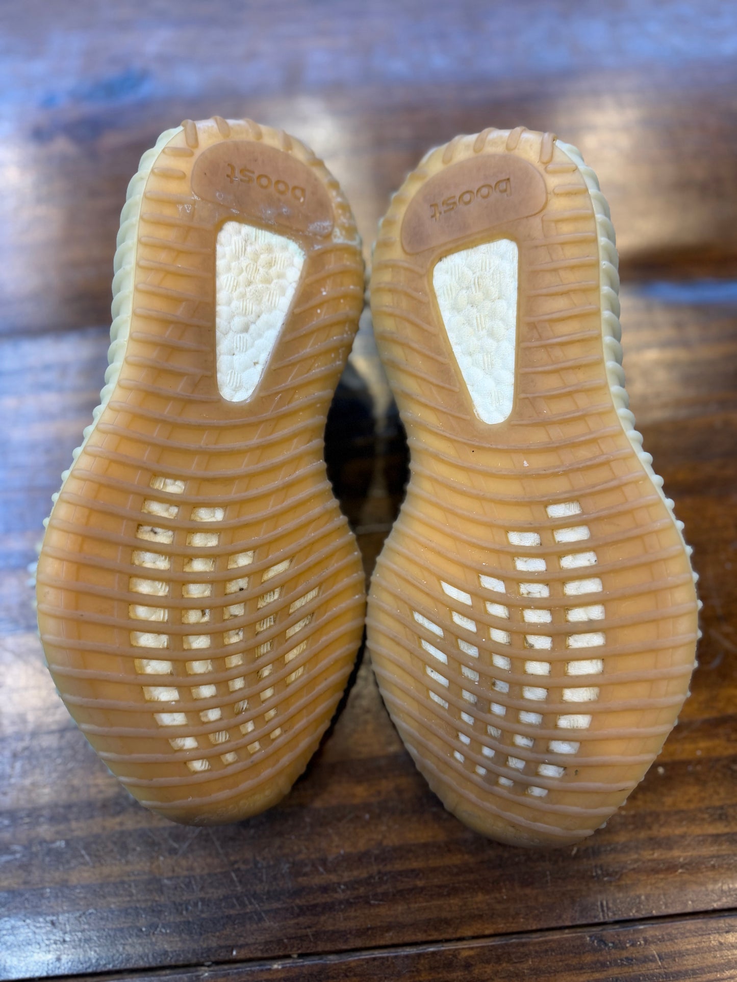 adidas Yeezy Boost 350 V2 Sesame - PRE-OWNED