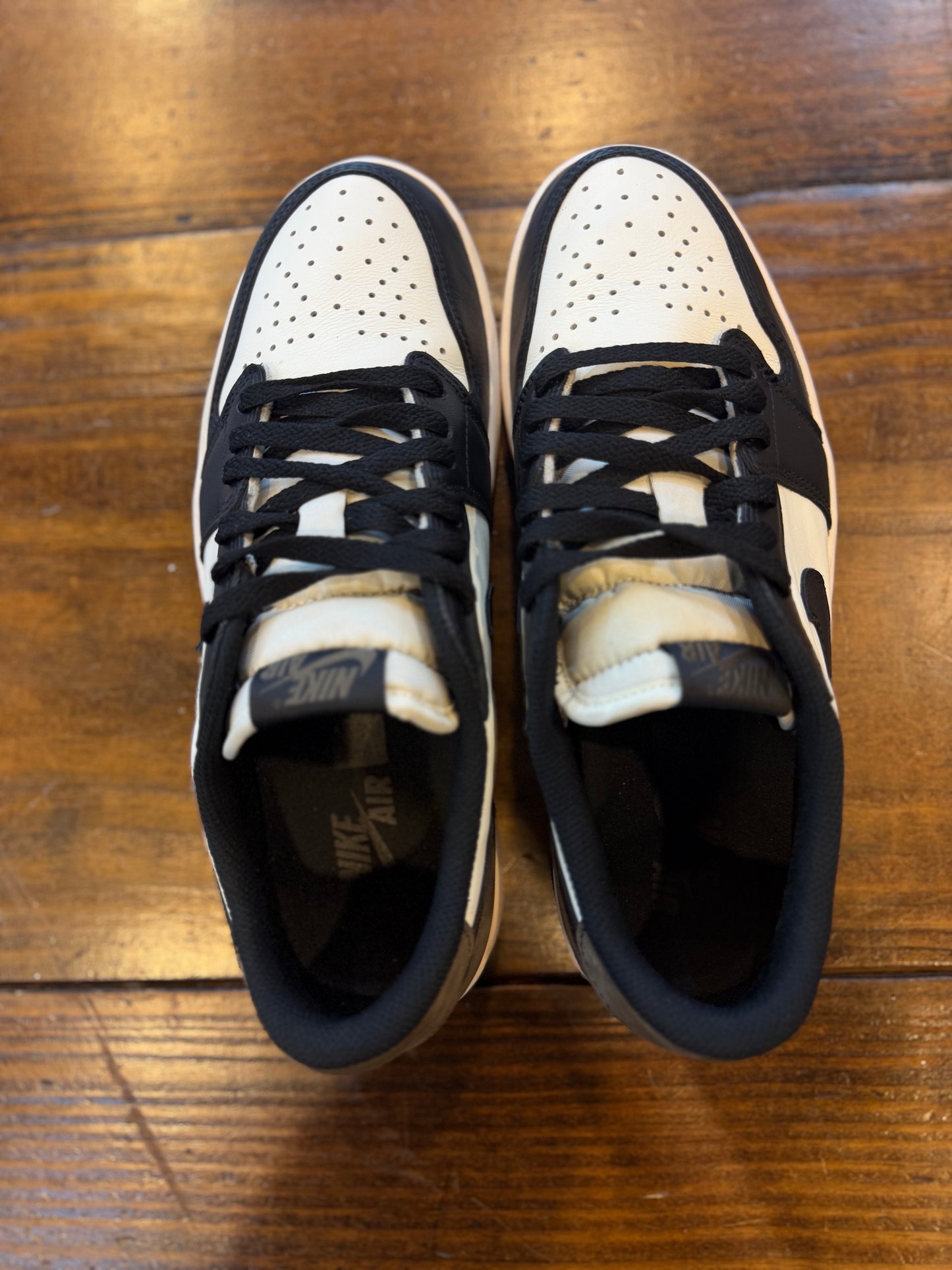 Jordan 1 Retro Low OG Mocha PRE-OWNED