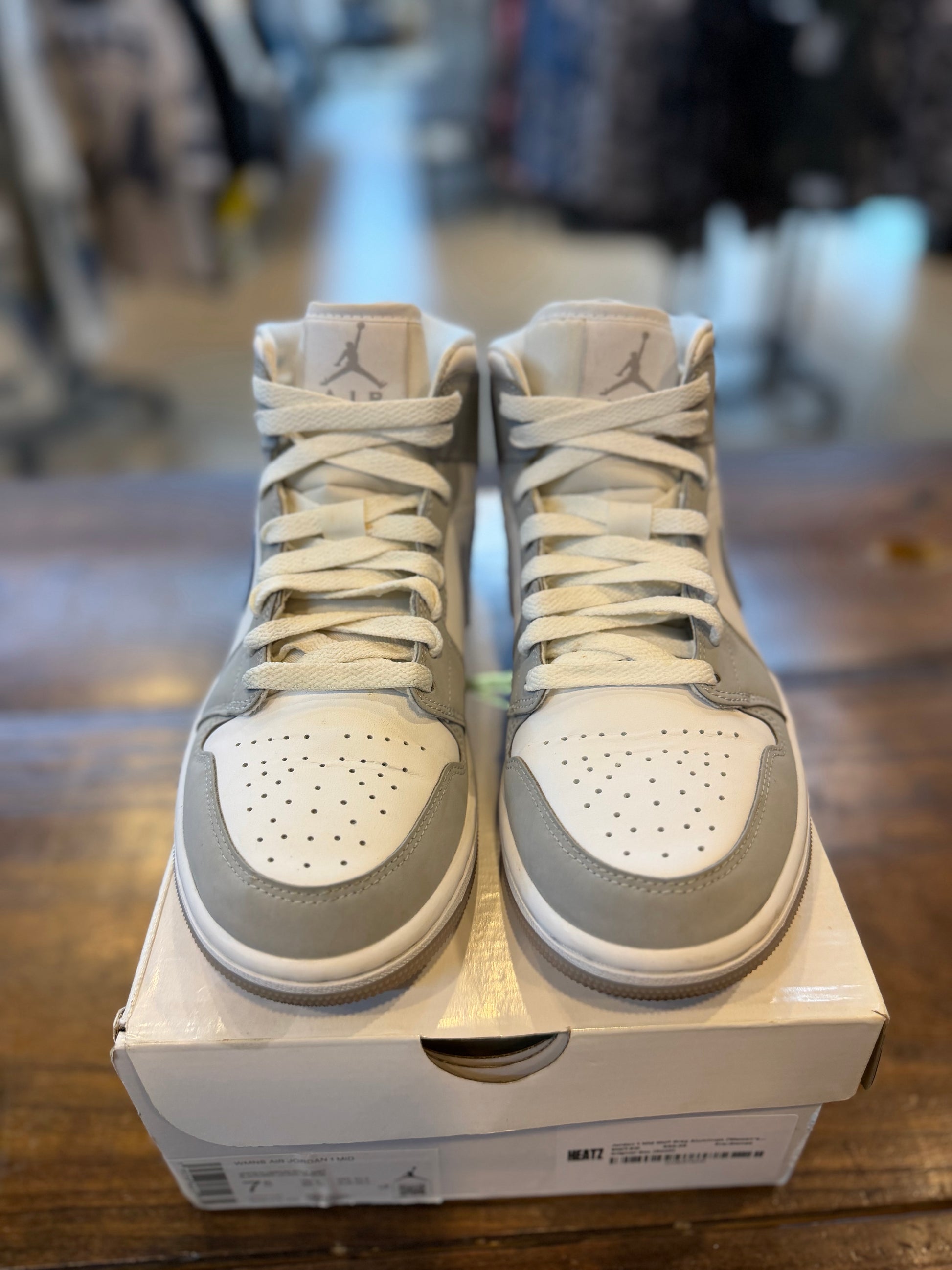 Jordan 1 Mid Wolf Grey Aluminum (Women's) PRE-OWNED
