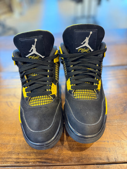 Jordan 4 Retro Thunder (2023) PRE-OWNED