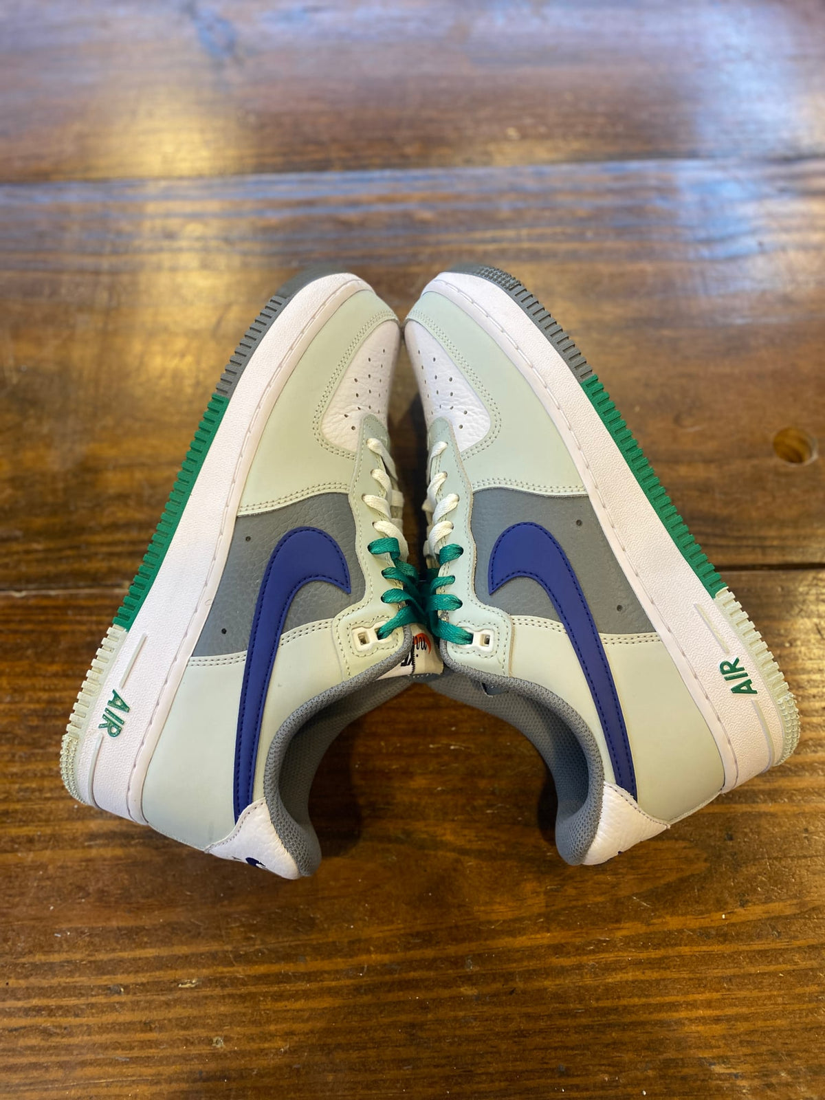 Nike Air Force 1 Low '07 LV8 Split Light Silver Deep Royal Blue PER-OWNED