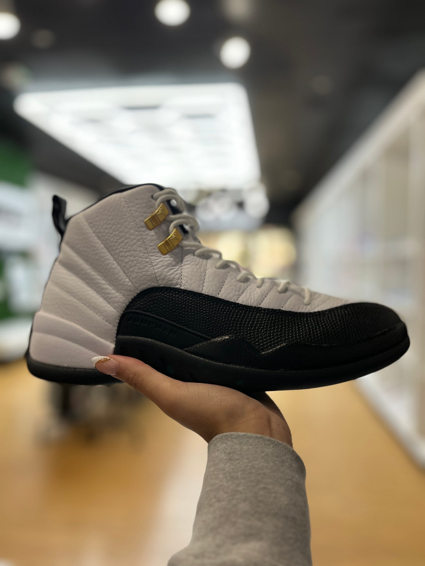 Jordan 12 Retro Taxi (2025)PRE-OWNED